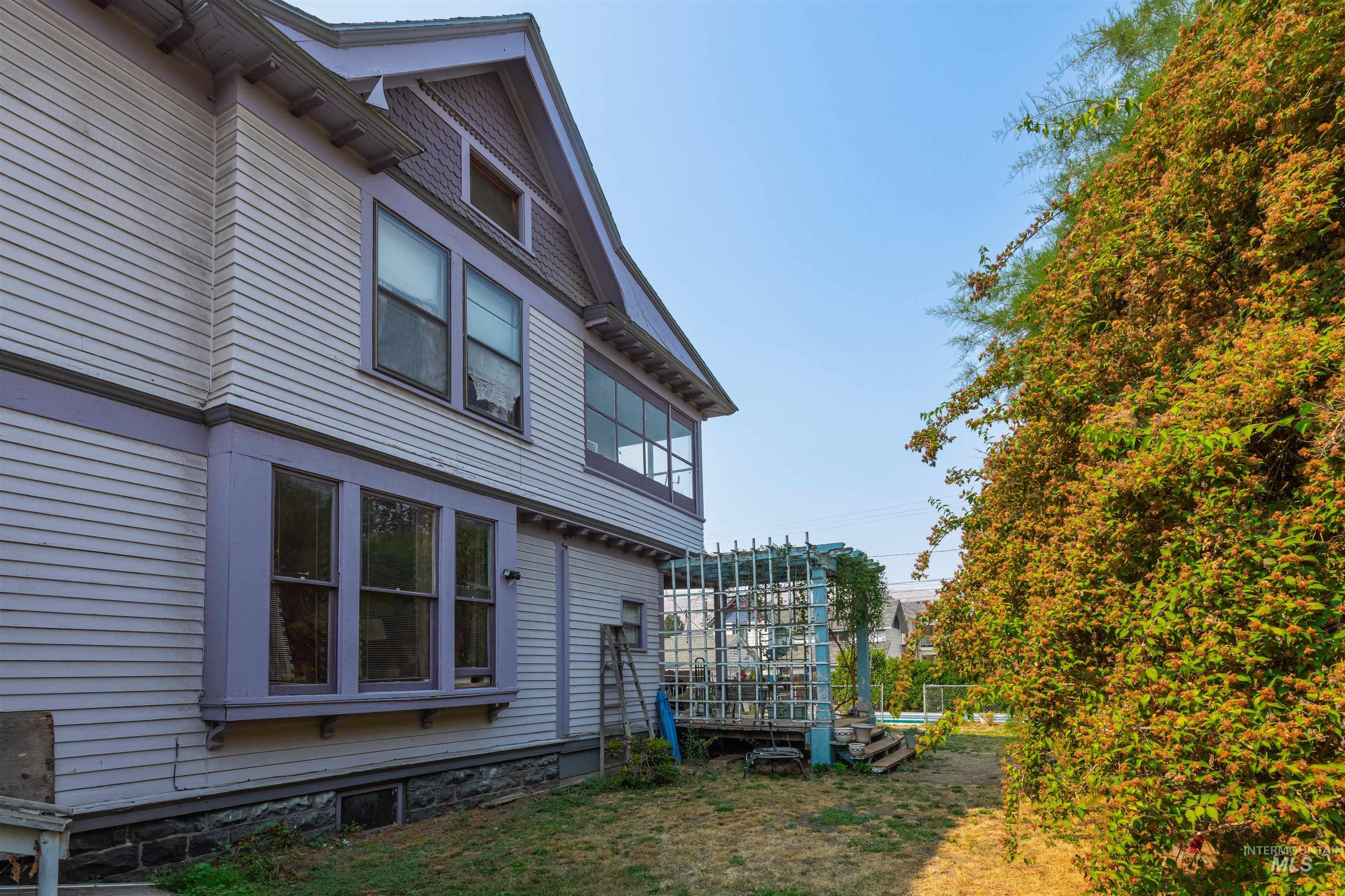 507 7th Ave, Lewiston, Idaho 83501, 6 Bedrooms, 3 Bathrooms, Residential For Sale, Price $409,000,MLS 98967214