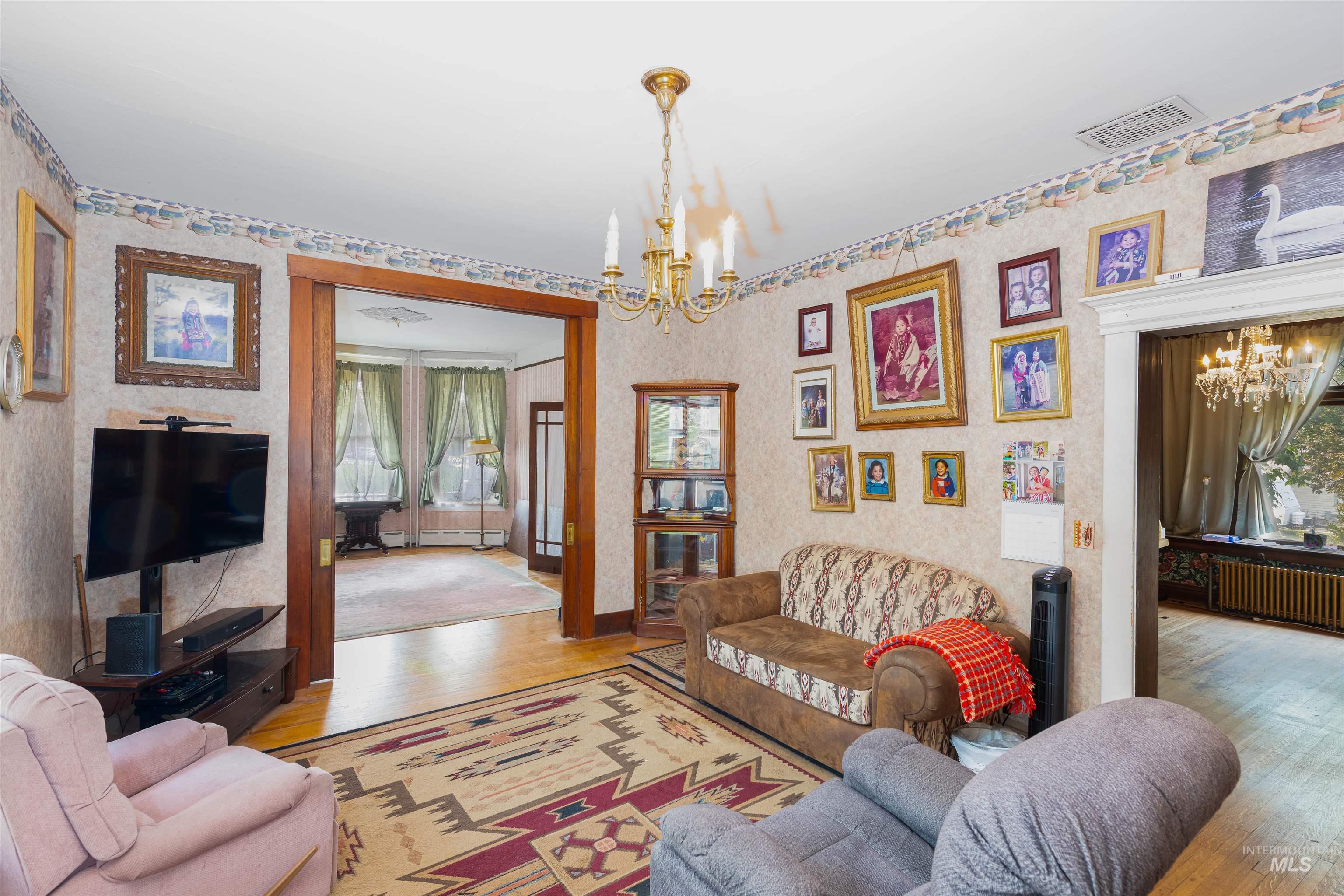 507 7th Ave, Lewiston, Idaho 83501, 6 Bedrooms, 3 Bathrooms, Residential For Sale, Price $409,000,MLS 98967214