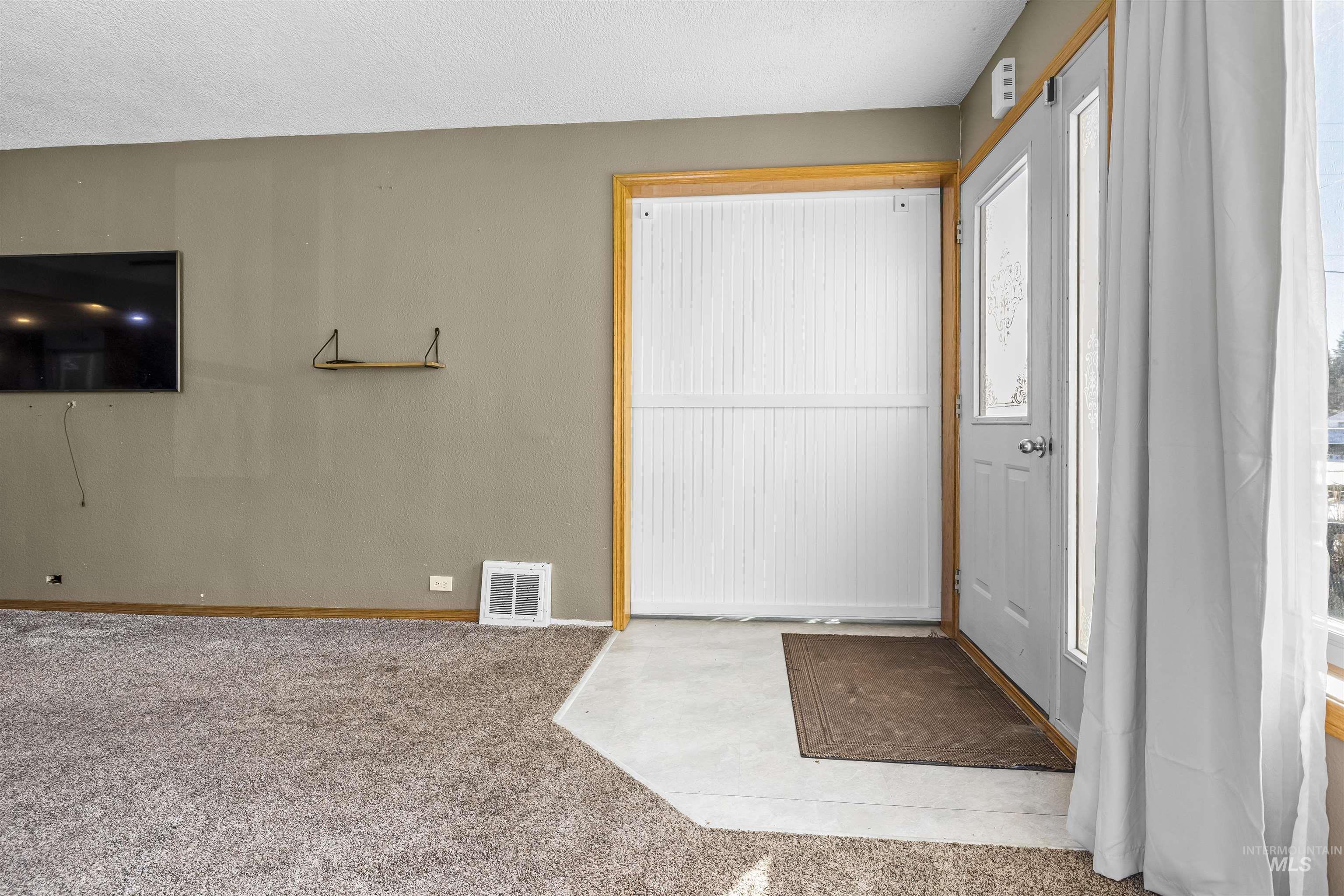 410 Junction, CottonWood, Idaho 83522, 3 Bedrooms, 2 Bathrooms, Residential For Sale, Price $364,900,MLS 98967223