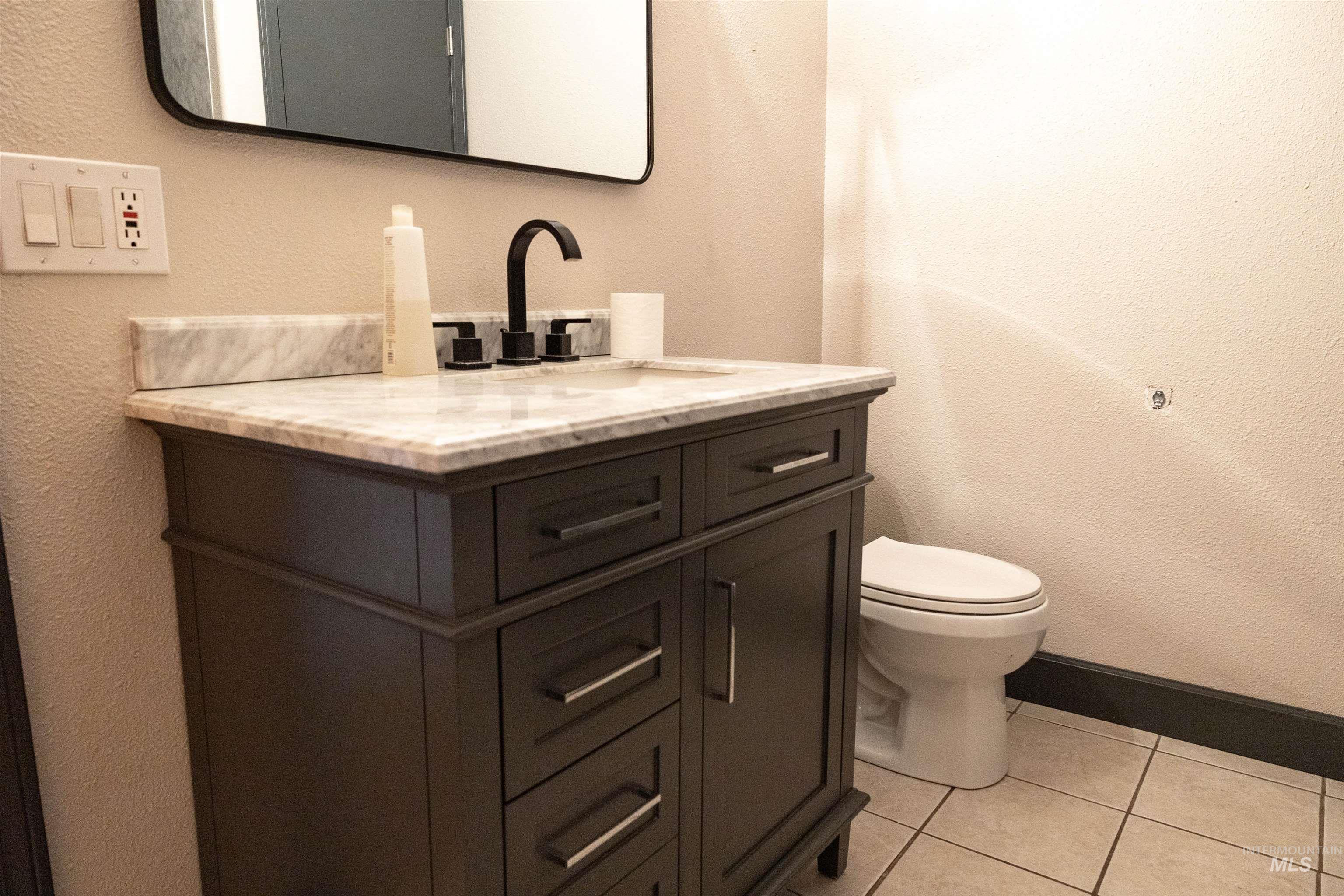 410 Junction, CottonWood, Idaho 83522, 3 Bedrooms, 2 Bathrooms, Residential For Sale, Price $395,000,MLS 98967223