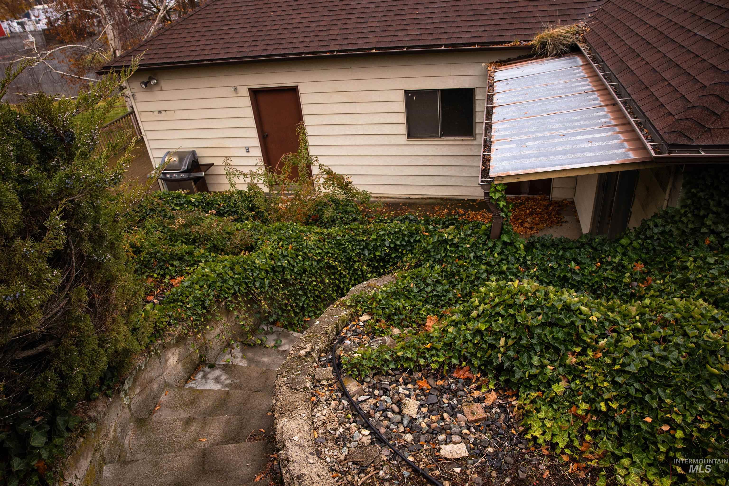 410 Junction, CottonWood, Idaho 83522, 3 Bedrooms, 2 Bathrooms, Residential For Sale, Price $395,000,MLS 98967223