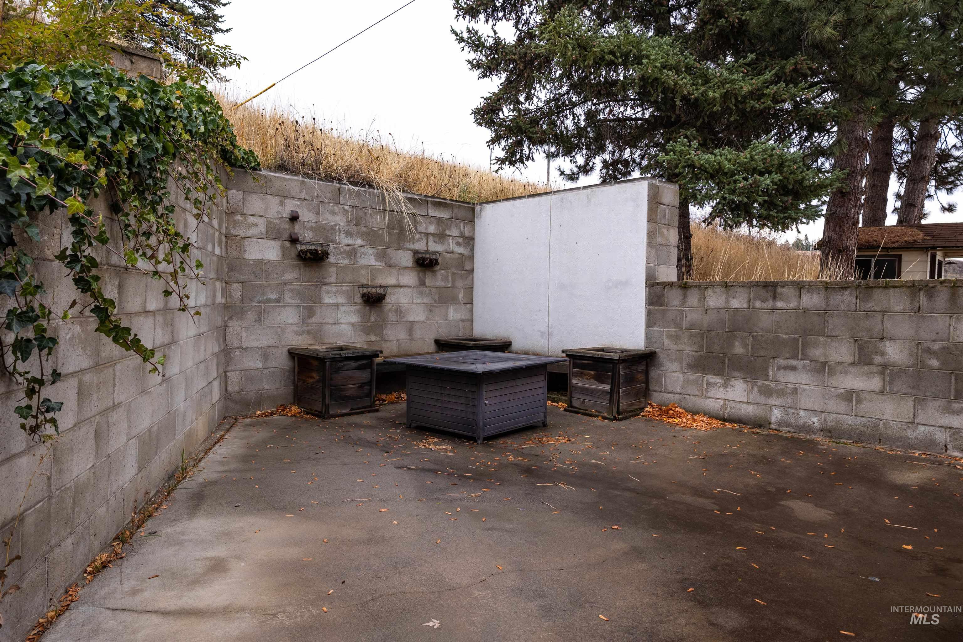 410 Junction, CottonWood, Idaho 83522, 3 Bedrooms, 2 Bathrooms, Residential For Sale, Price $364,900,MLS 98967223