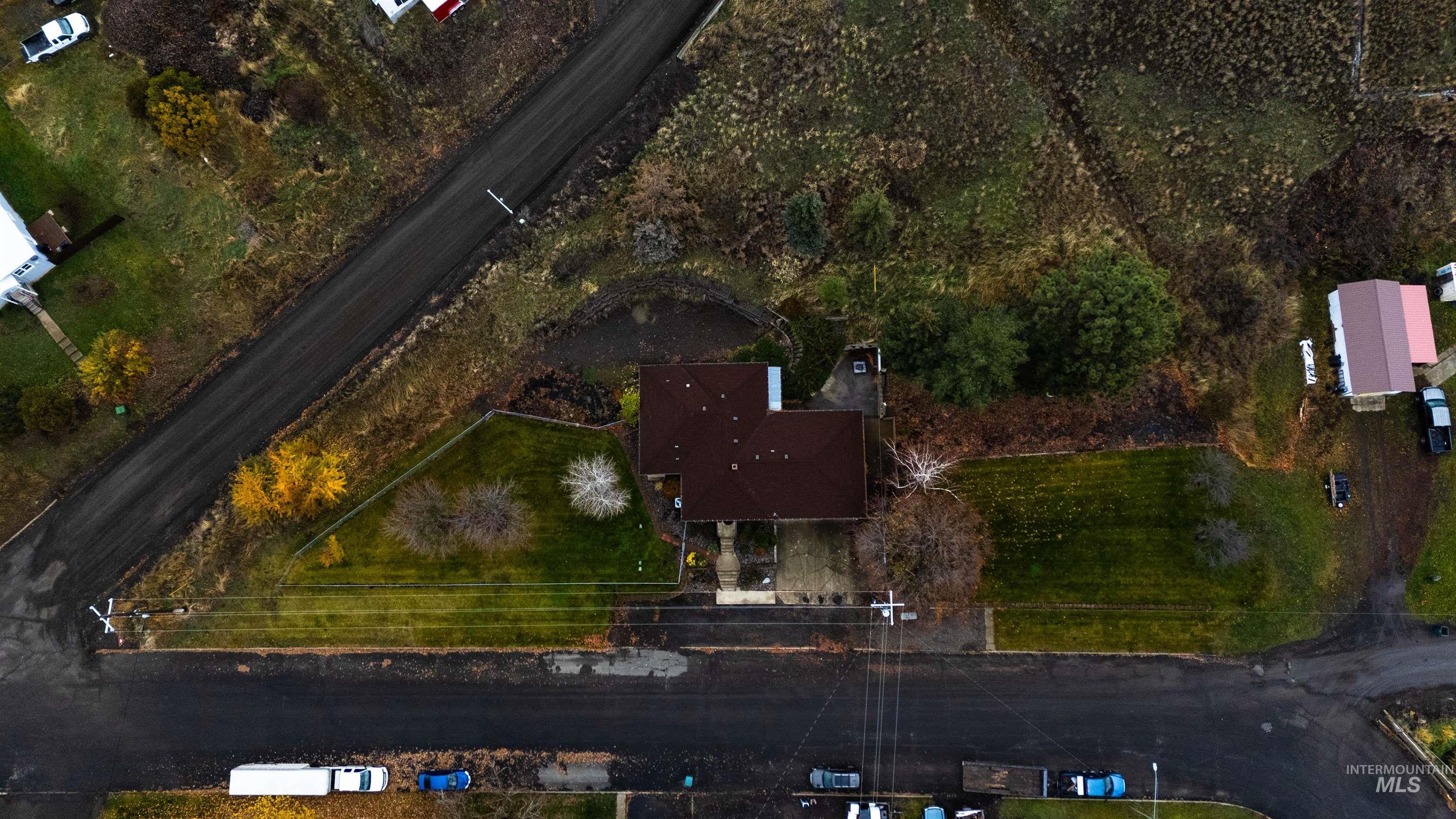 410 Junction, CottonWood, Idaho 83522, 3 Bedrooms, 2 Bathrooms, Residential For Sale, Price $364,900,MLS 98967223