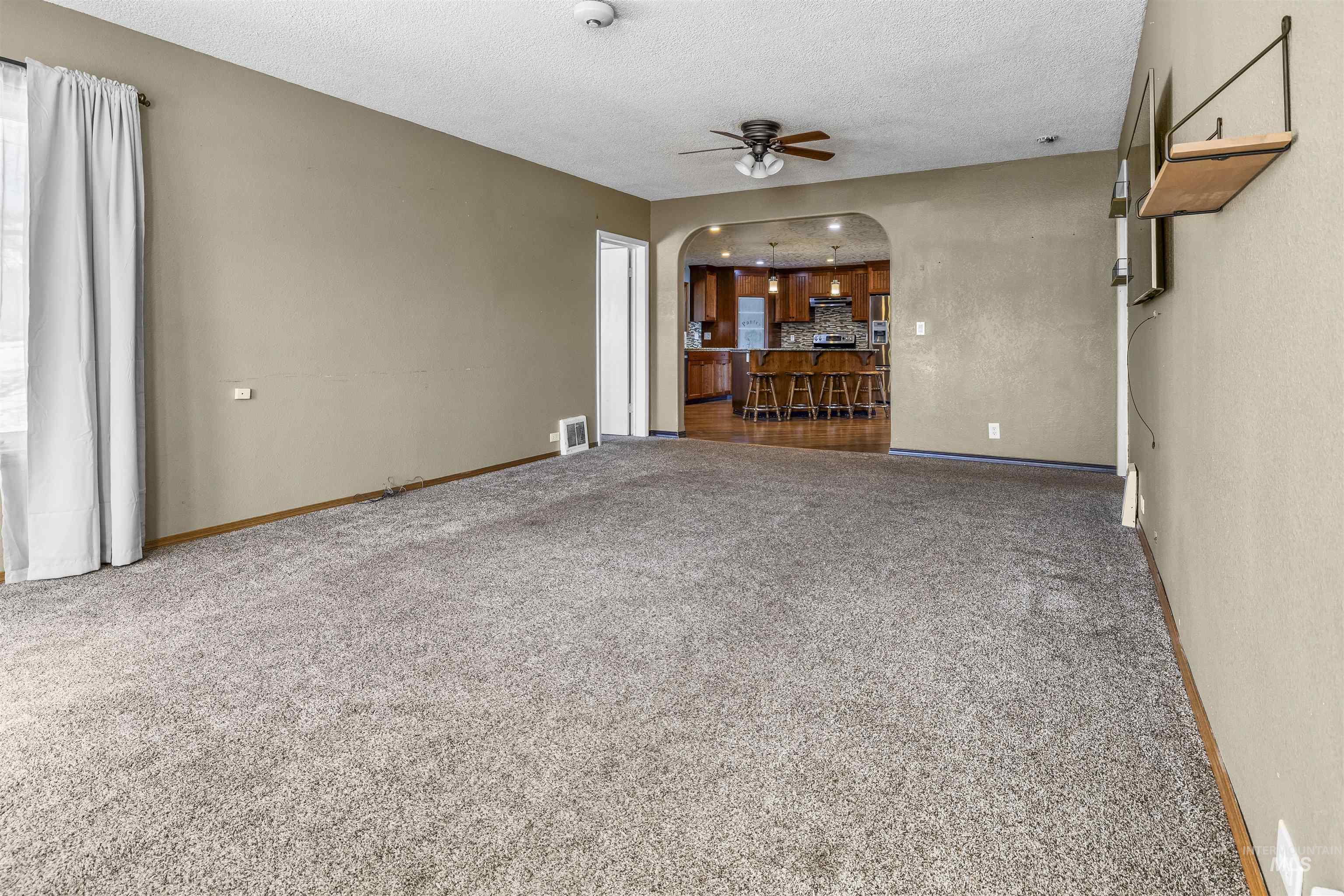 410 Junction, CottonWood, Idaho 83522, 3 Bedrooms, 2 Bathrooms, Residential For Sale, Price $364,900,MLS 98967223