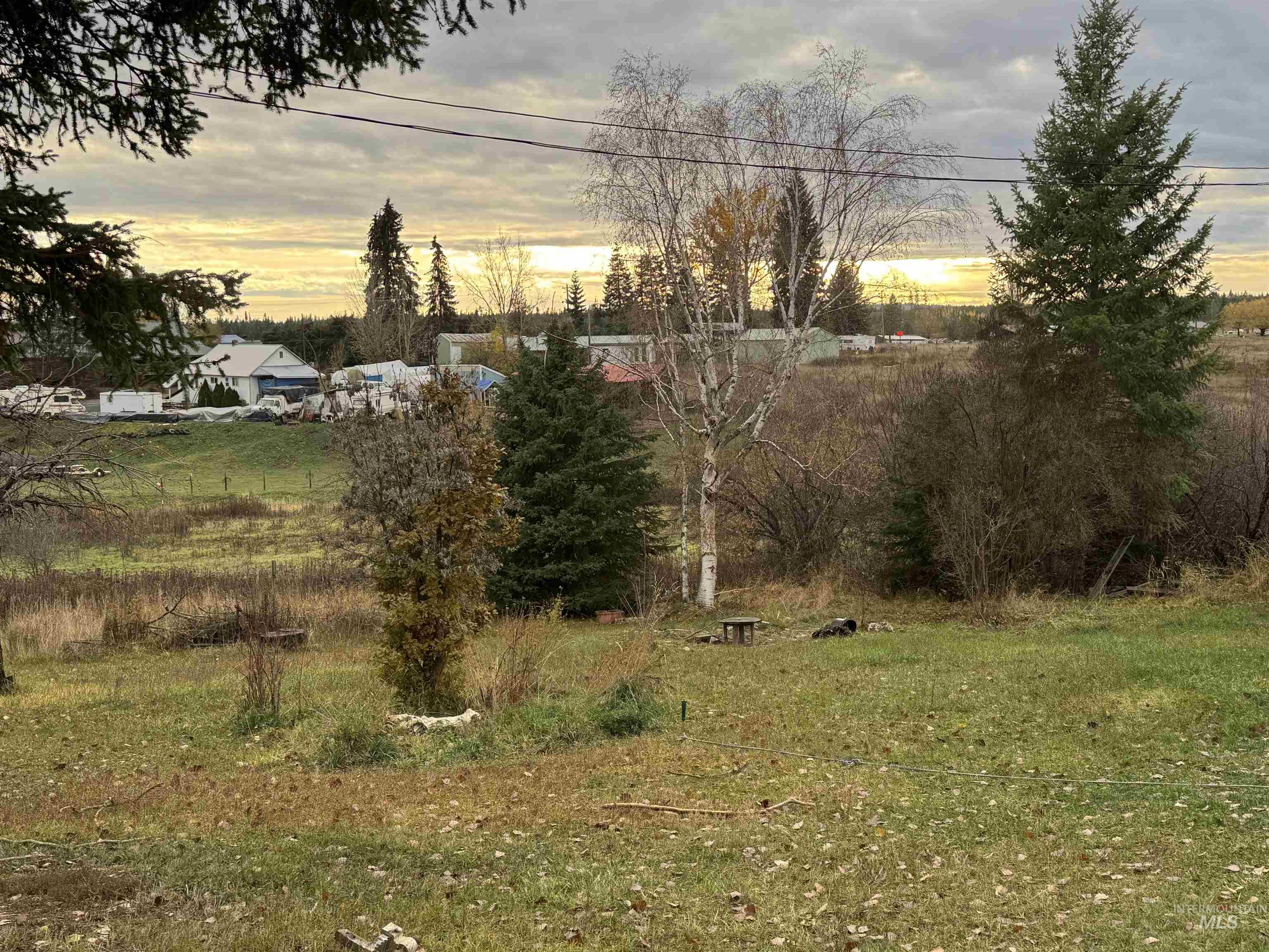 211 Ford St, Weippe, Idaho 83553, 2 Bedrooms, 1 Bathroom, Residential For Sale, Price $64,000,MLS 98967228