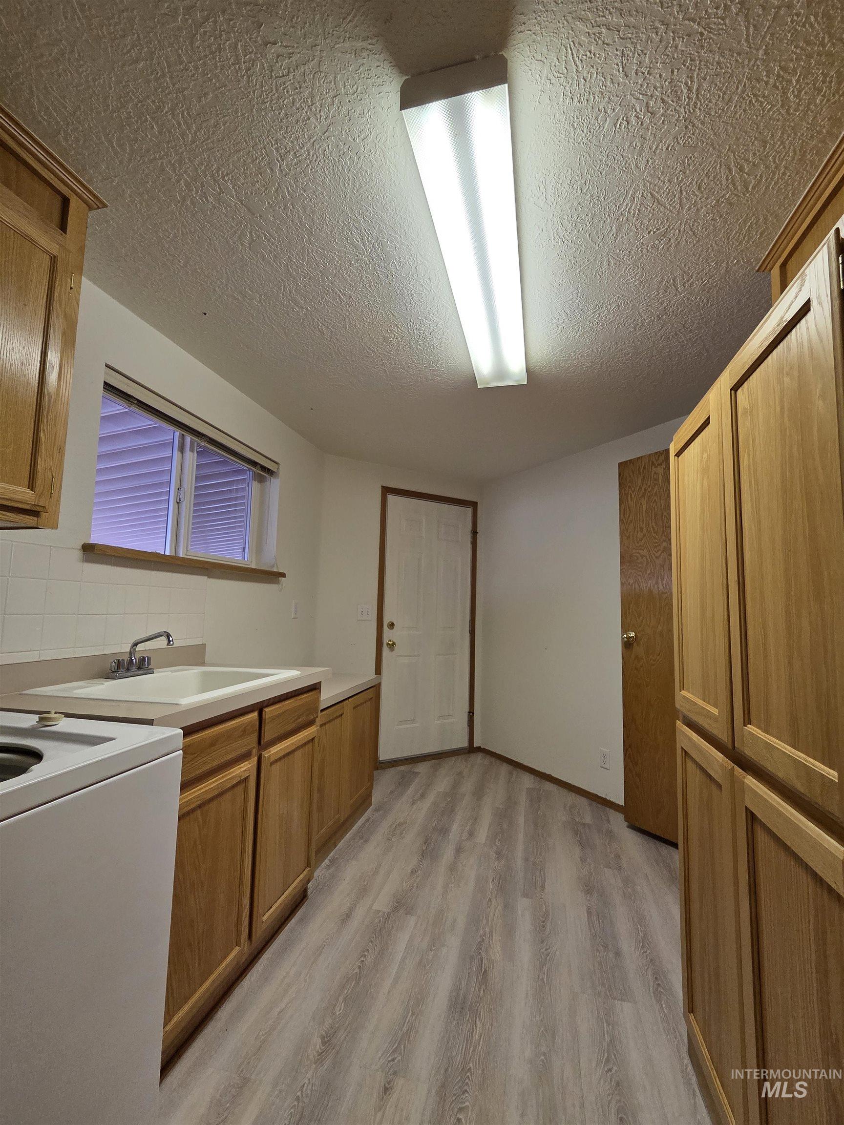 2115 6th Ave, Clarkston, Washington 99403, 2 Bedrooms, 2 Bathrooms, Residential For Sale, Price $135,000,MLS 98967232