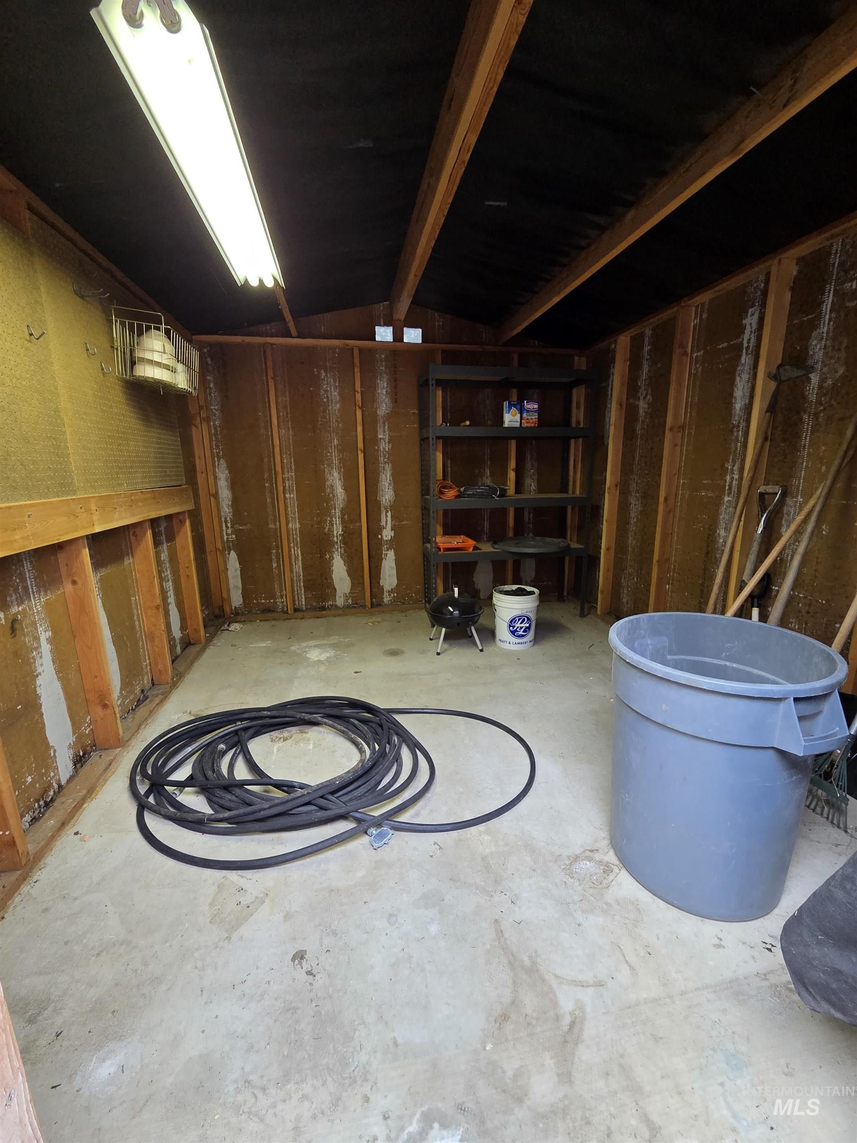 2115 6th Ave, Clarkston, Washington 99403, 2 Bedrooms, 2 Bathrooms, Residential For Sale, Price $135,000,MLS 98967232