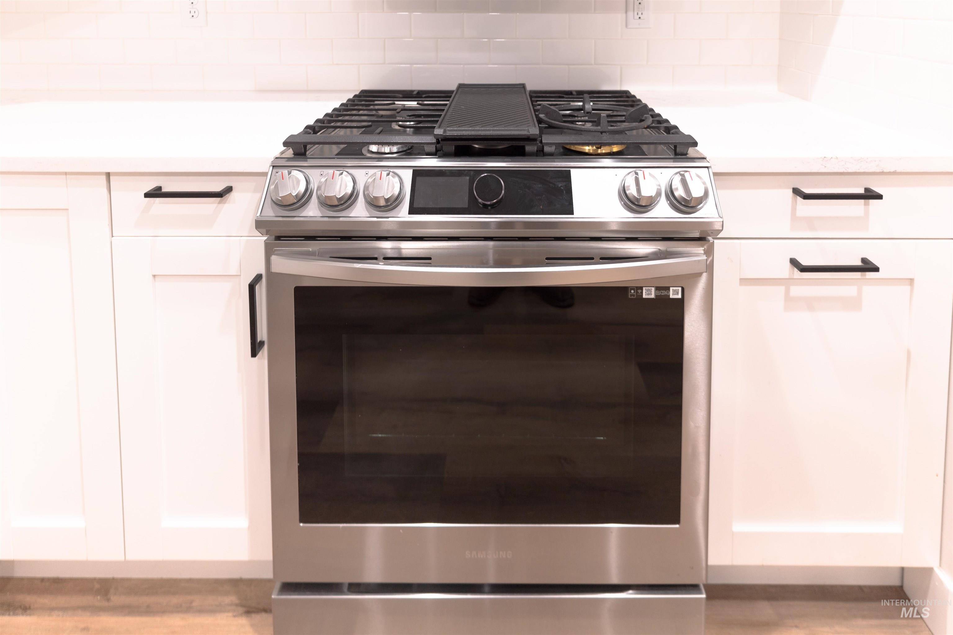 424 Sunny Ln., Nampa, Idaho 83651, 3 Bedrooms, 2.5 Bathrooms, Residential For Sale, Price $364,000,MLS 98967234