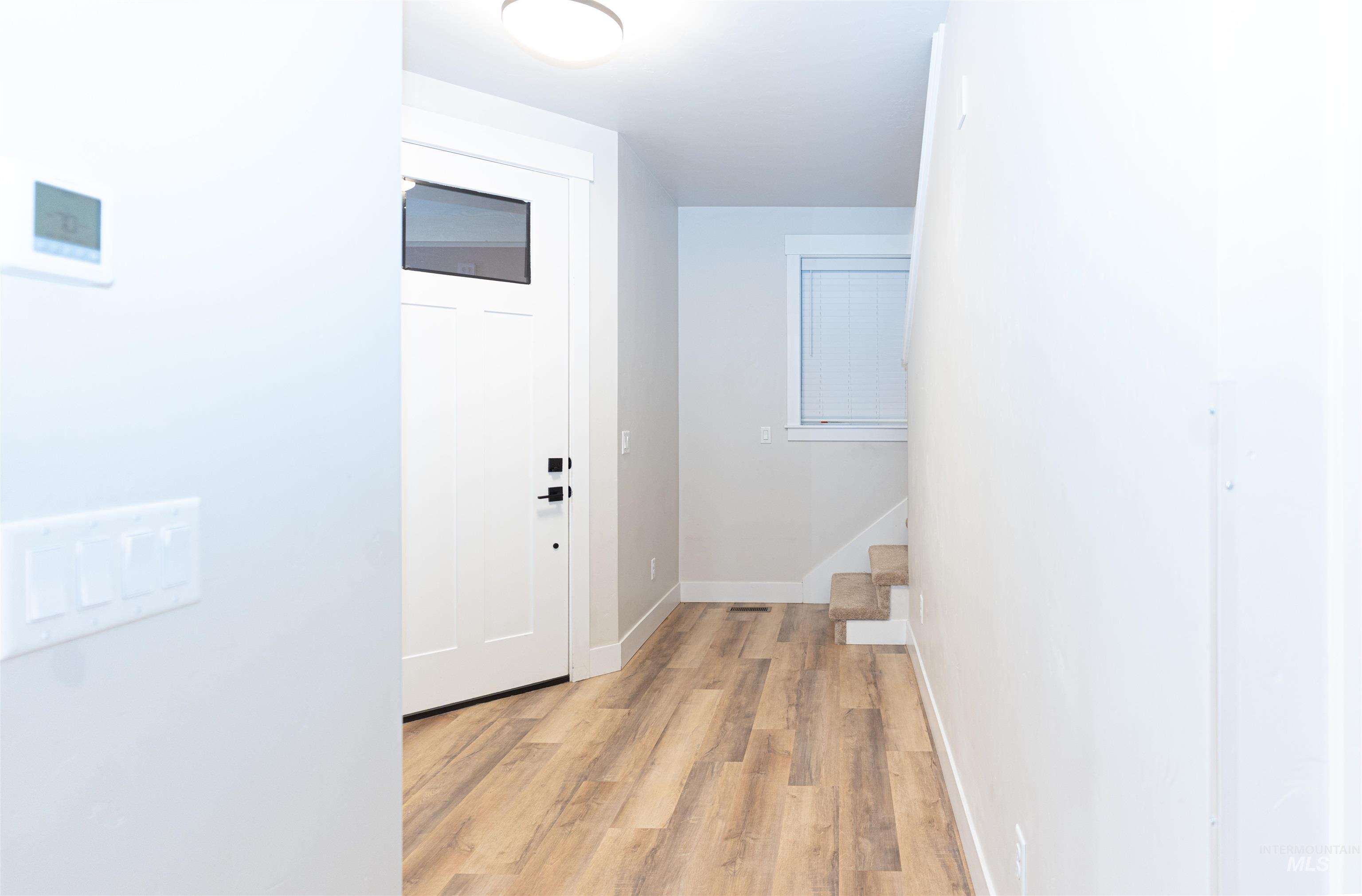 424 Sunny Ln., Nampa, Idaho 83651, 3 Bedrooms, 2.5 Bathrooms, Residential For Sale, Price $364,000,MLS 98967234