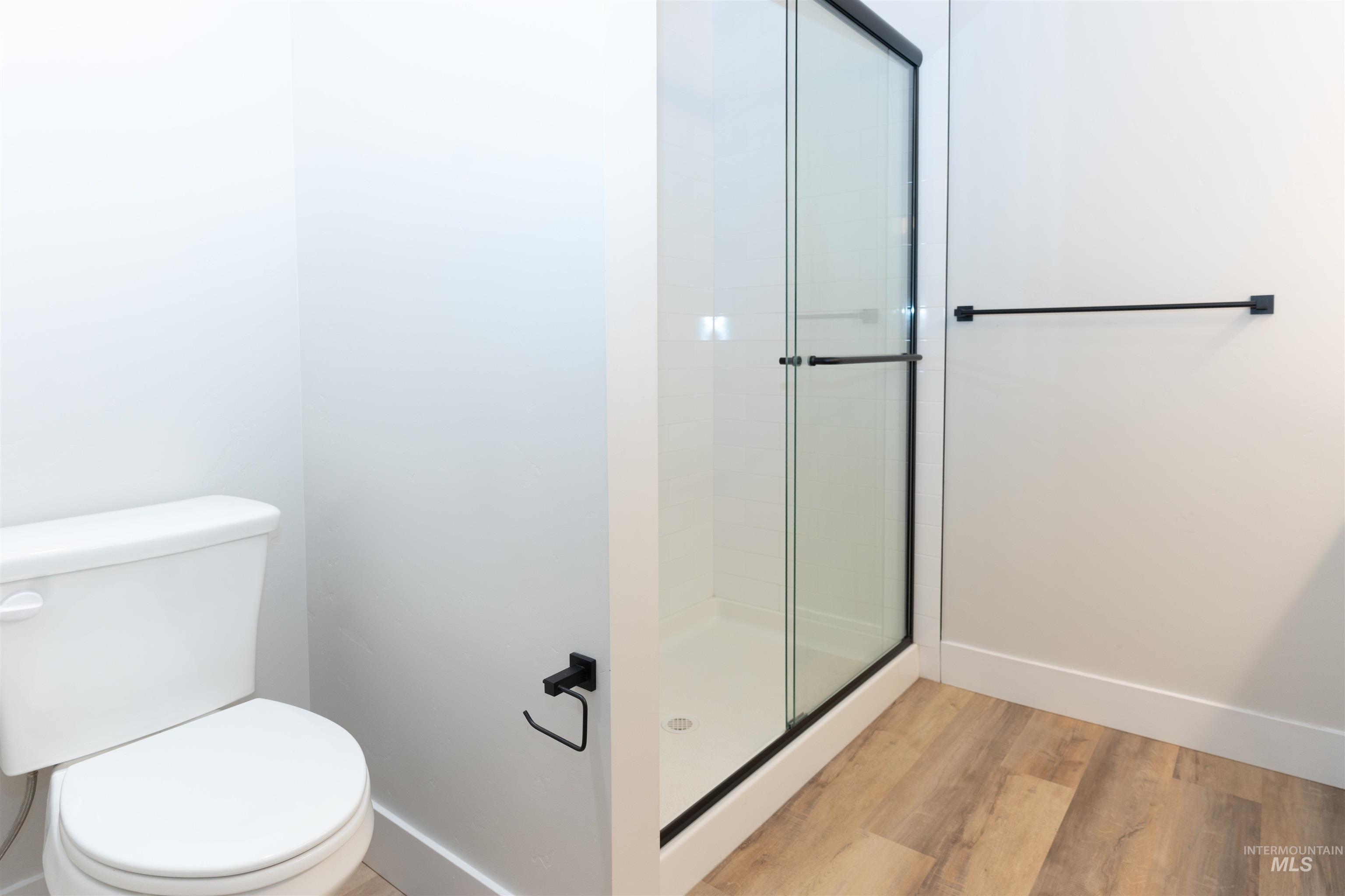 424 Sunny Ln., Nampa, Idaho 83651, 3 Bedrooms, 2.5 Bathrooms, Residential For Sale, Price $364,000,MLS 98967234