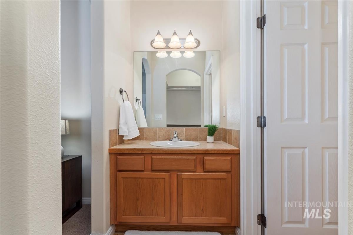 21 Mangum, Donnelly, Idaho 83615, 3 Bedrooms, 2 Bathrooms, Residential For Sale, Price $341,100,MLS 98967235