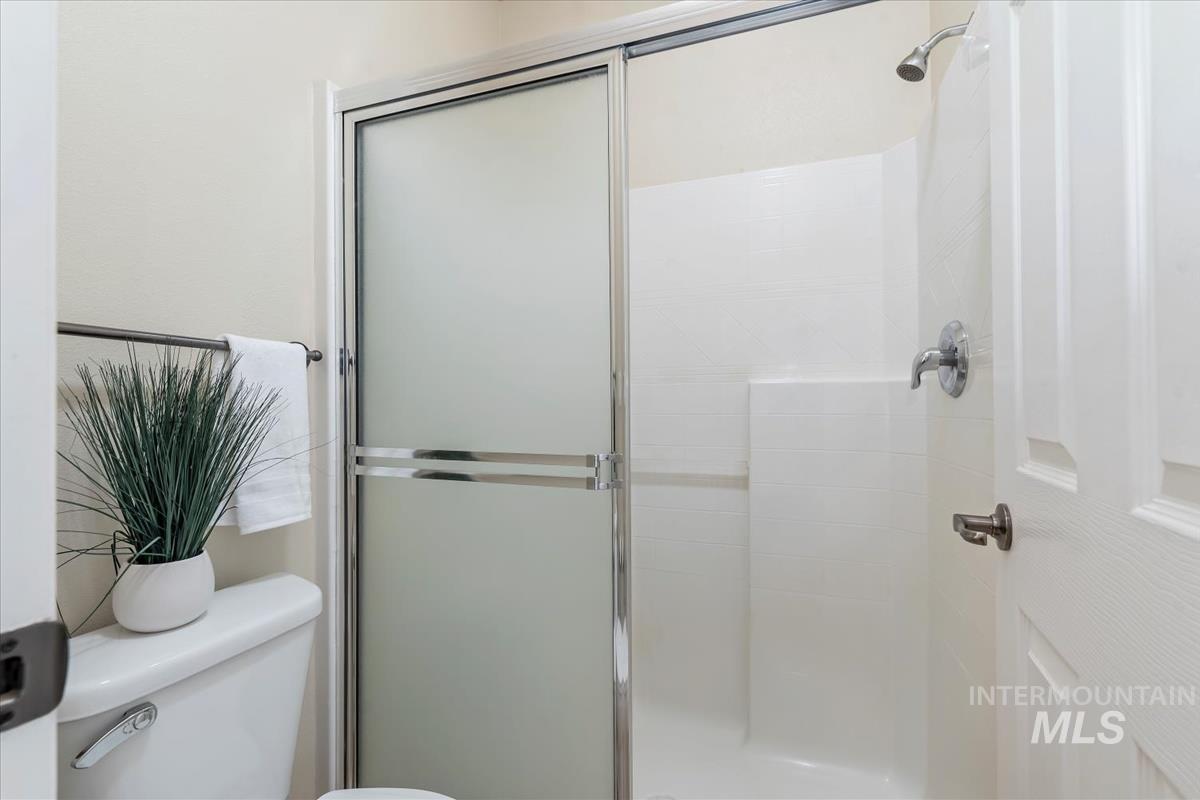 21 Mangum, Donnelly, Idaho 83615, 3 Bedrooms, 2 Bathrooms, Residential For Sale, Price $341,100,MLS 98967235