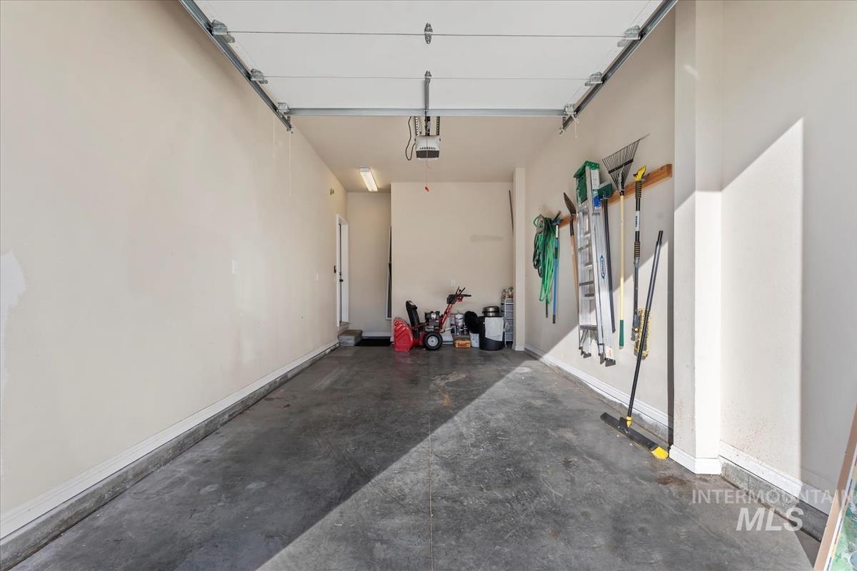 21 Mangum, Donnelly, Idaho 83615, 3 Bedrooms, 2 Bathrooms, Residential For Sale, Price $341,100,MLS 98967235