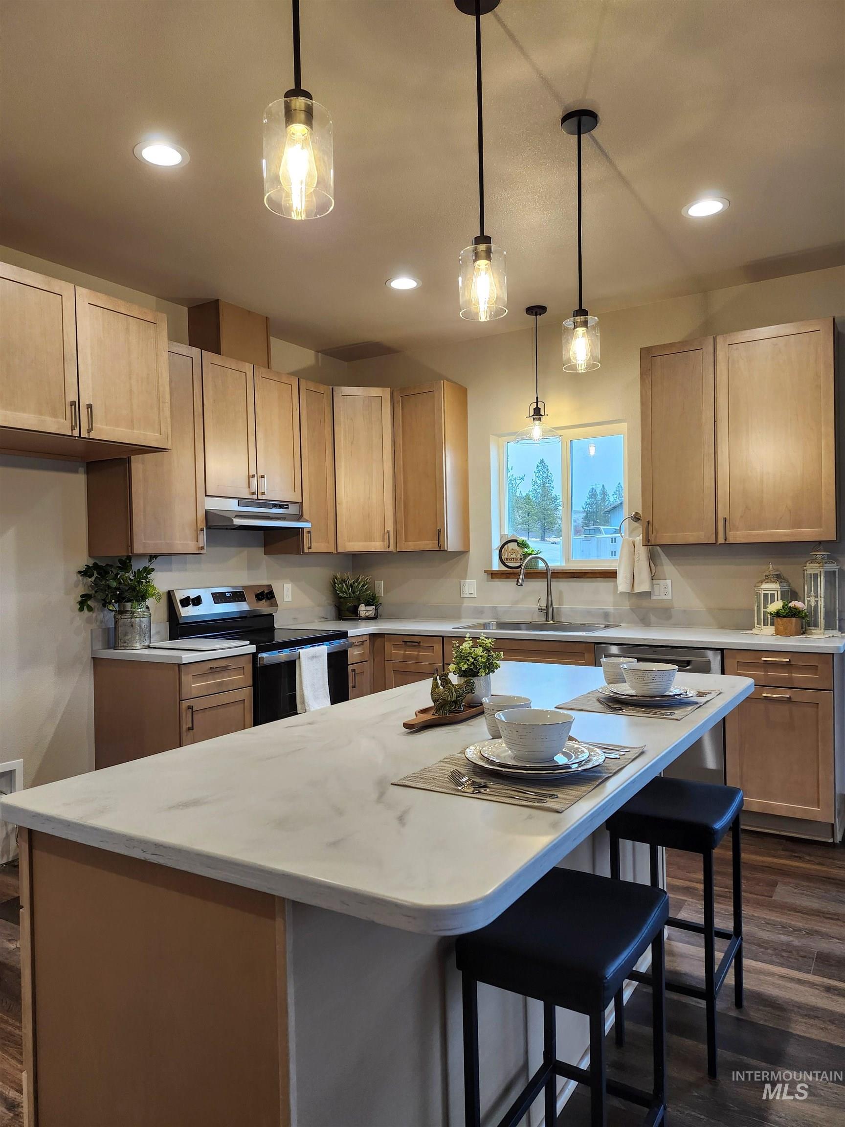 401 Highline Lane, Potlatch, Idaho 83855, 3 Bedrooms, 2 Bathrooms, Residential For Sale, Price $349,000,MLS 98967237