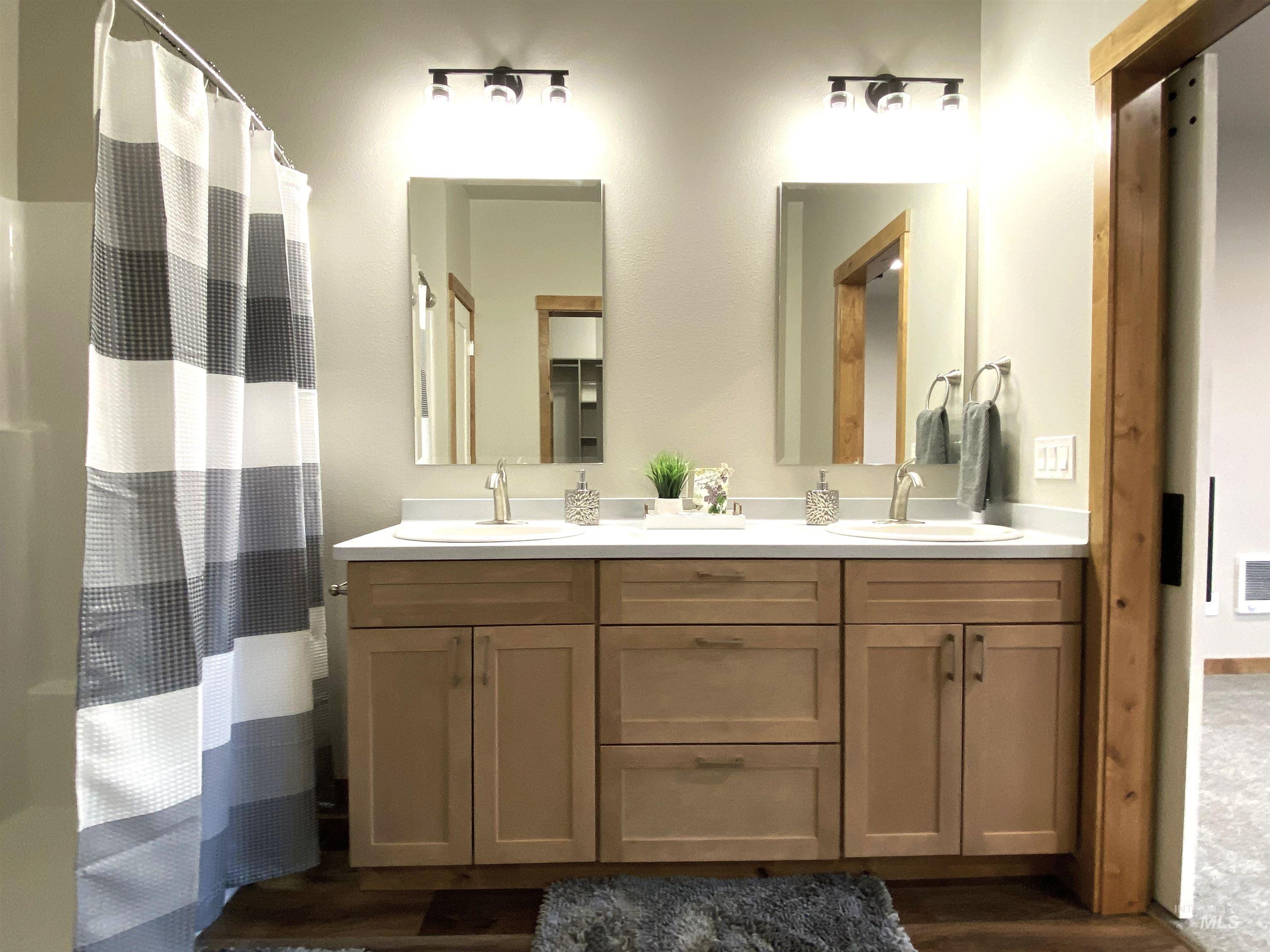 401 Highline Lane, Potlatch, Idaho 83855, 3 Bedrooms, 2 Bathrooms, Residential For Sale, Price $349,000,MLS 98967237