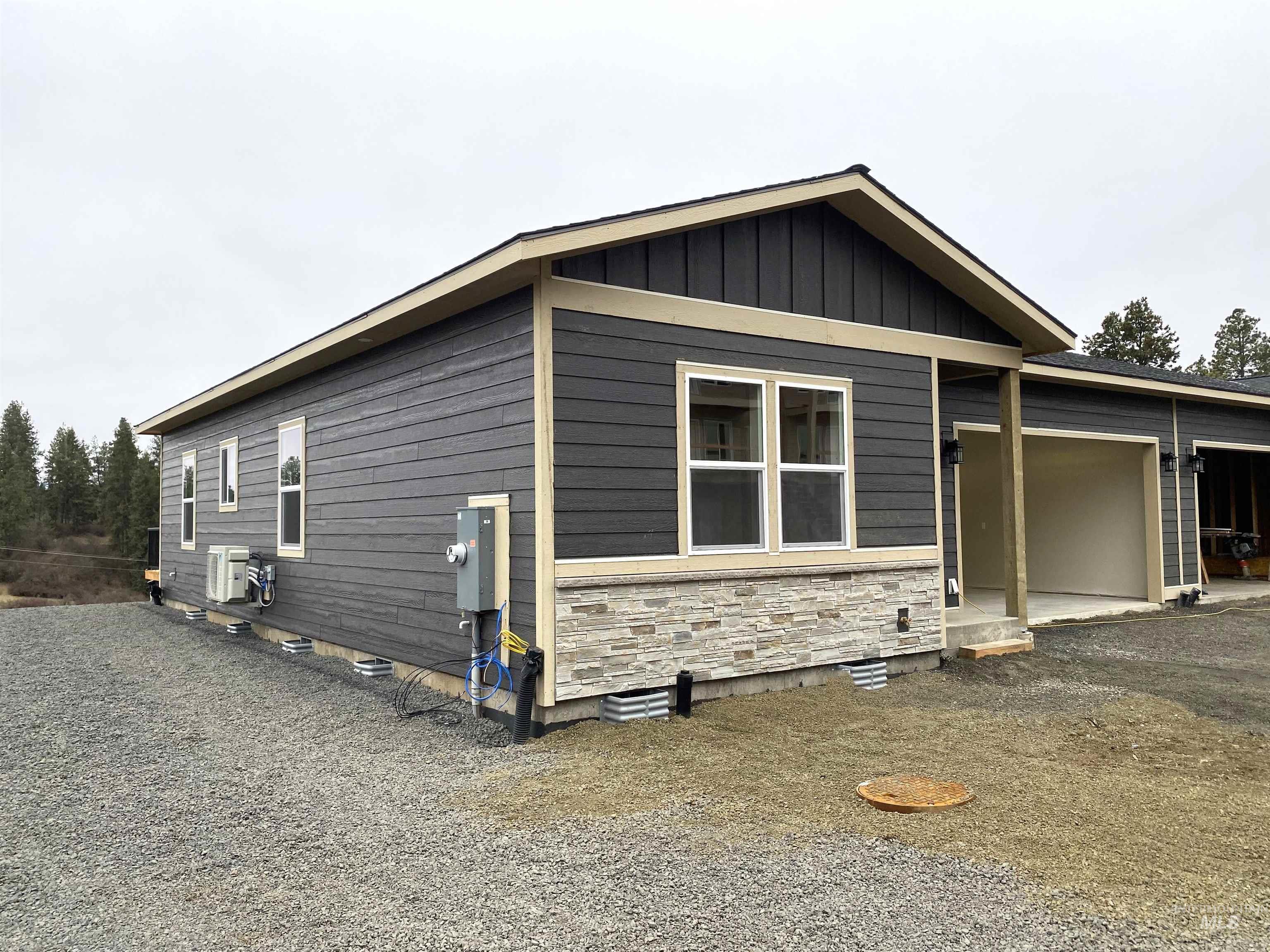 401 Highline Lane, Potlatch, Idaho 83855, 3 Bedrooms, 2 Bathrooms, Residential For Sale, Price $349,000,MLS 98967237