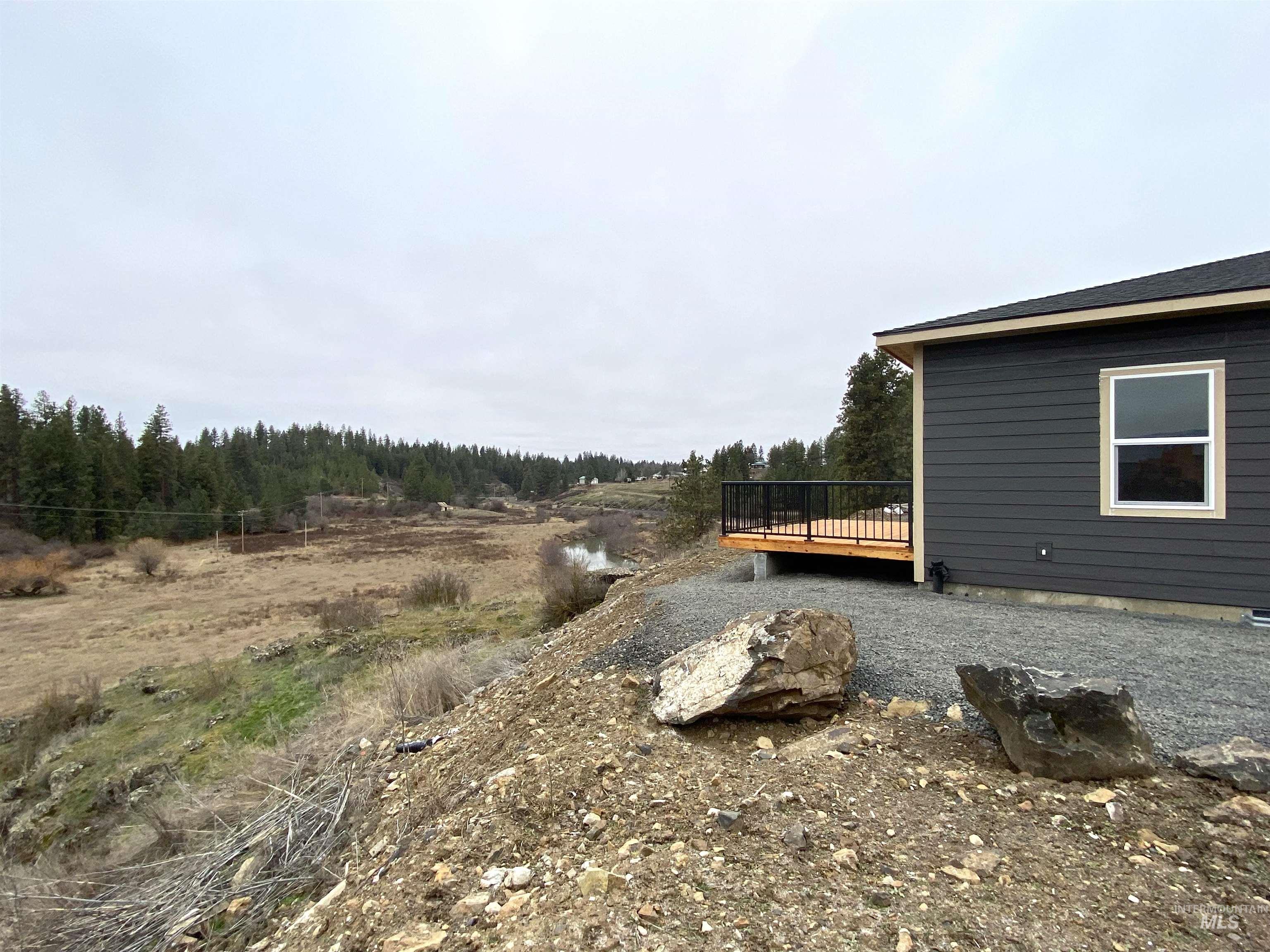 401 Highline Lane, Potlatch, Idaho 83855, 3 Bedrooms, 2 Bathrooms, Residential For Sale, Price $349,000,MLS 98967237