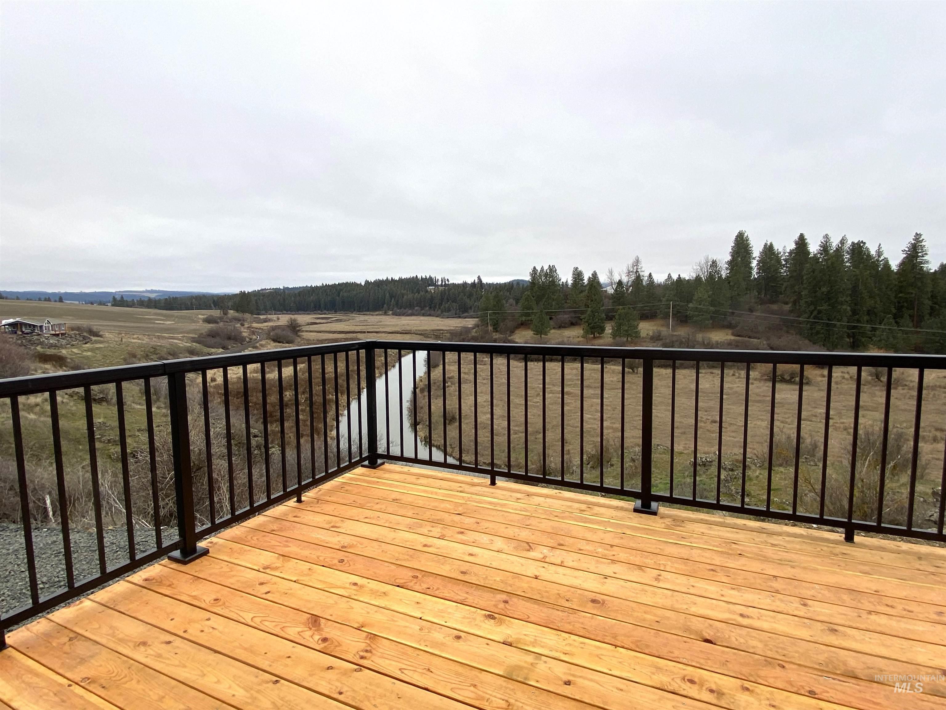 401 Highline Lane, Potlatch, Idaho 83855, 3 Bedrooms, 2 Bathrooms, Residential For Sale, Price $349,000,MLS 98967237