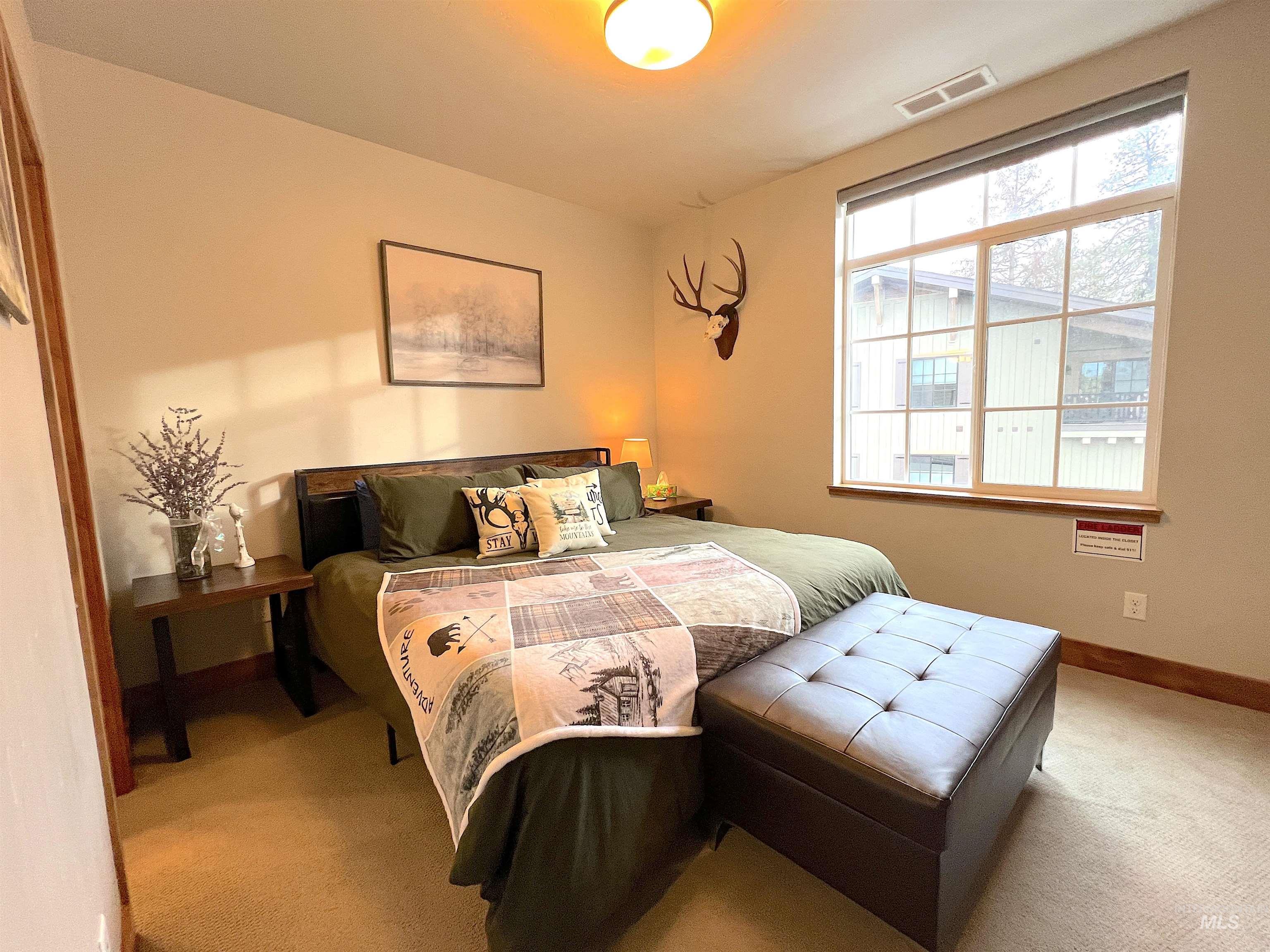 327 Silverpine Drive, McCall, Idaho 83638, 2 Bedrooms, 3 Bathrooms, Residential For Sale, Price $669,000,MLS 98967241