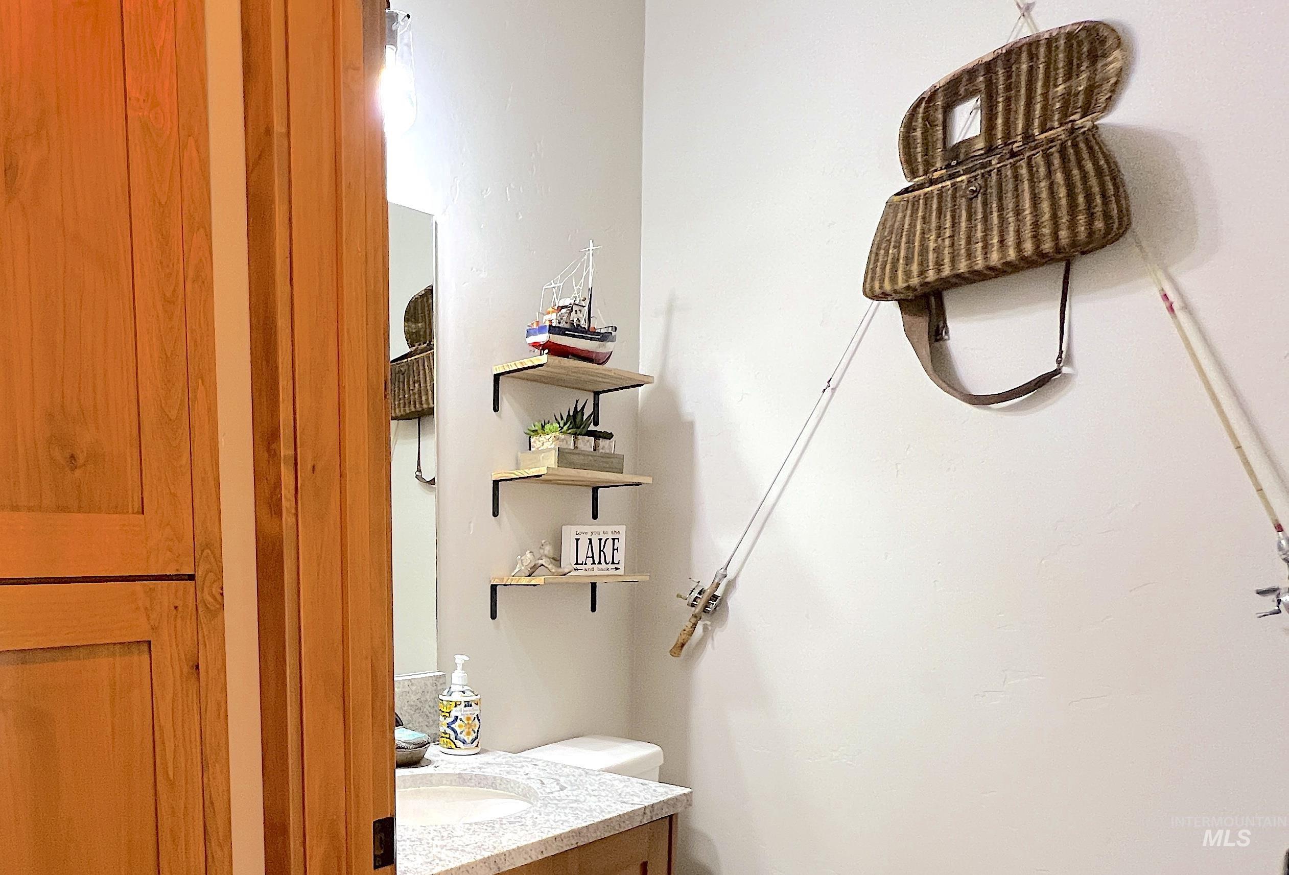 327 Silverpine Drive, McCall, Idaho 83638, 2 Bedrooms, 3 Bathrooms, Residential For Sale, Price $669,000,MLS 98967241