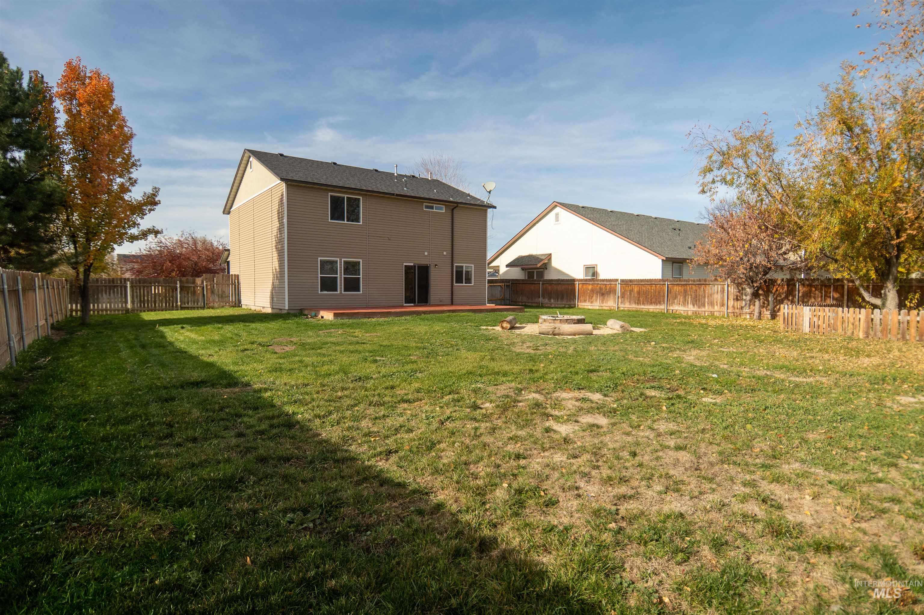 880 SW Independence, Mountain Home, Idaho 83647-6368, 4 Bedrooms, 2.5 Bathrooms, Residential For Sale, Price $418,000,MLS 98967243