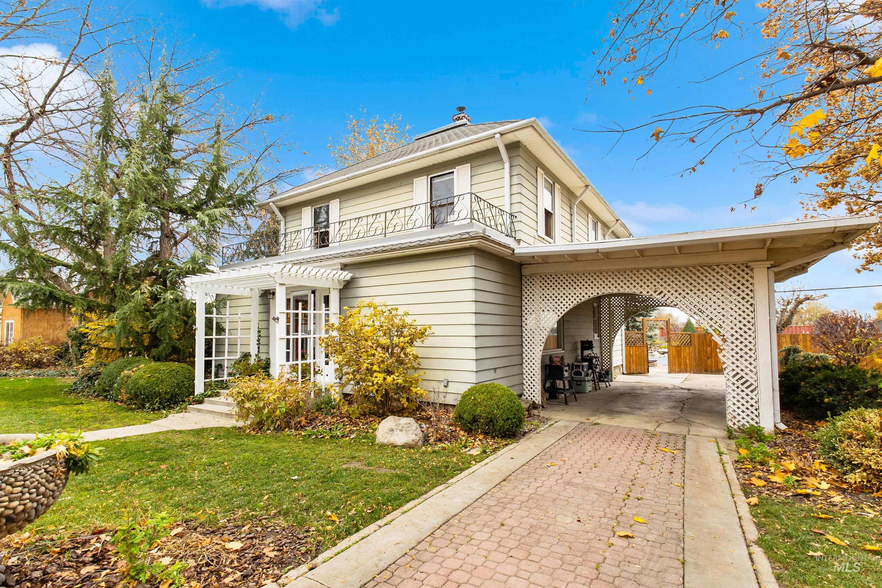 1917 Arthur Street, Caldwell, Idaho 83605, 5 Bedrooms, 3 Bathrooms, Residential For Sale, Price $699,900,MLS 98967248