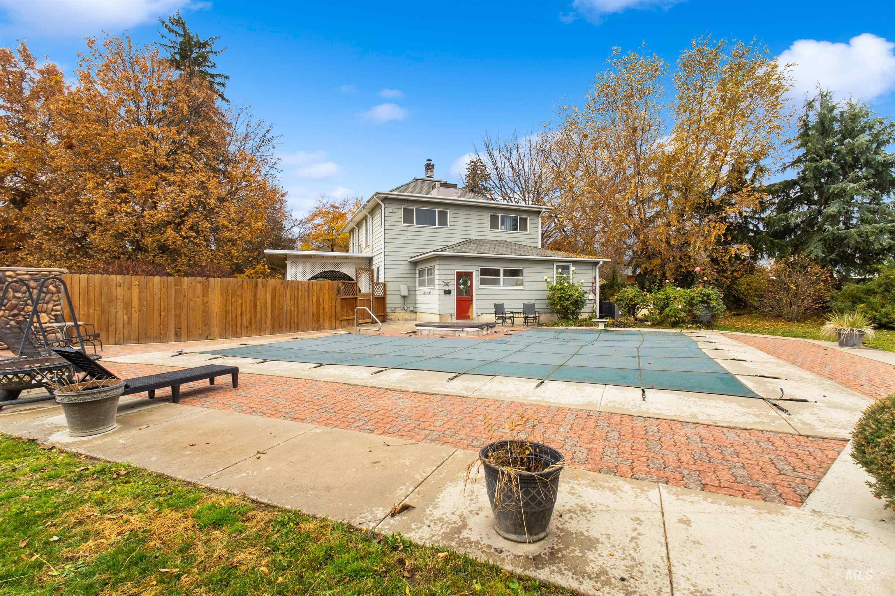 1917 Arthur Street, Caldwell, Idaho 83605, 5 Bedrooms, 3 Bathrooms, Residential For Sale, Price $699,900,MLS 98967248