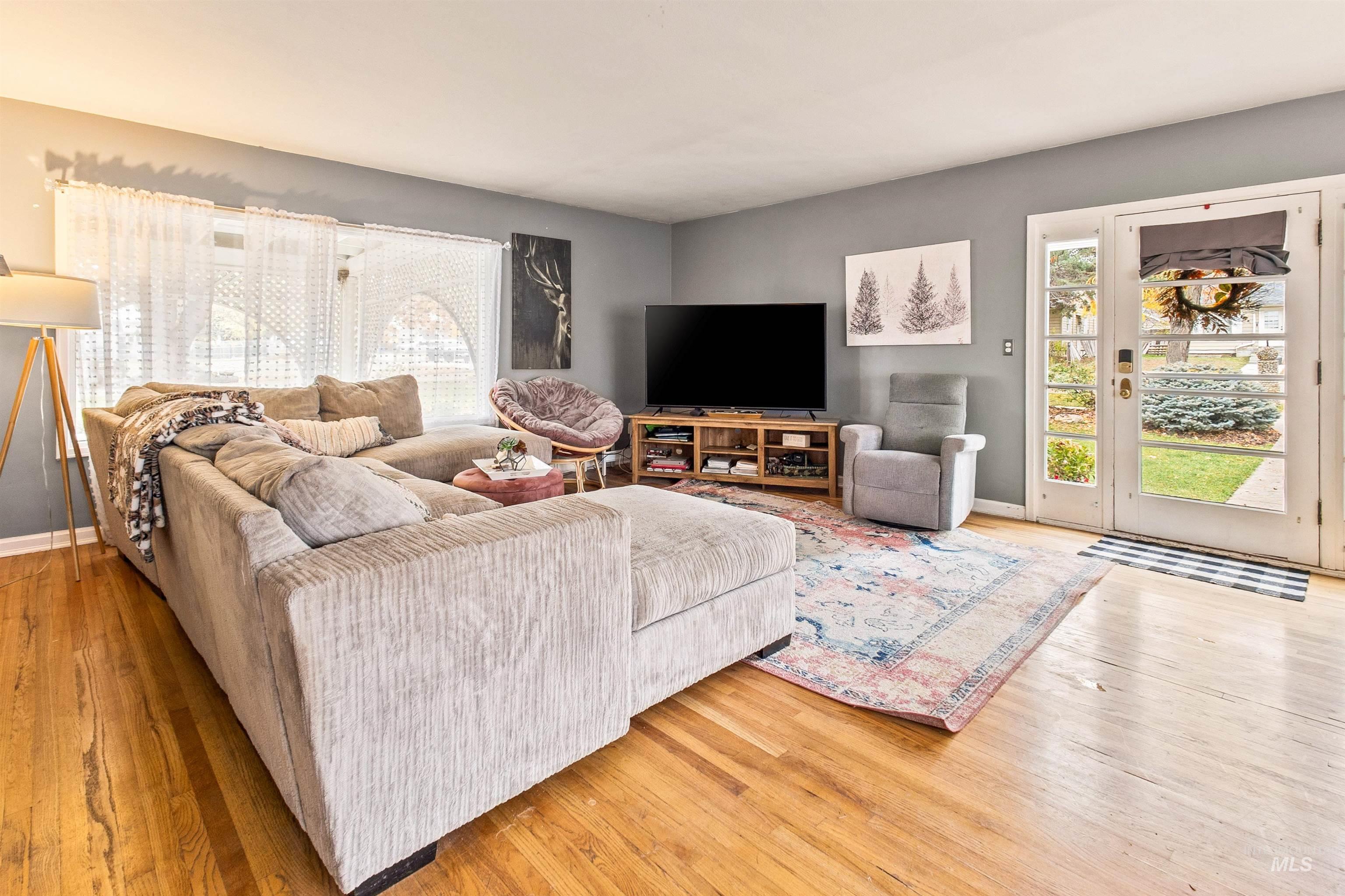 1917 Arthur Street, Caldwell, Idaho 83605, 5 Bedrooms, 3 Bathrooms, Residential For Sale, Price $699,900,MLS 98967248