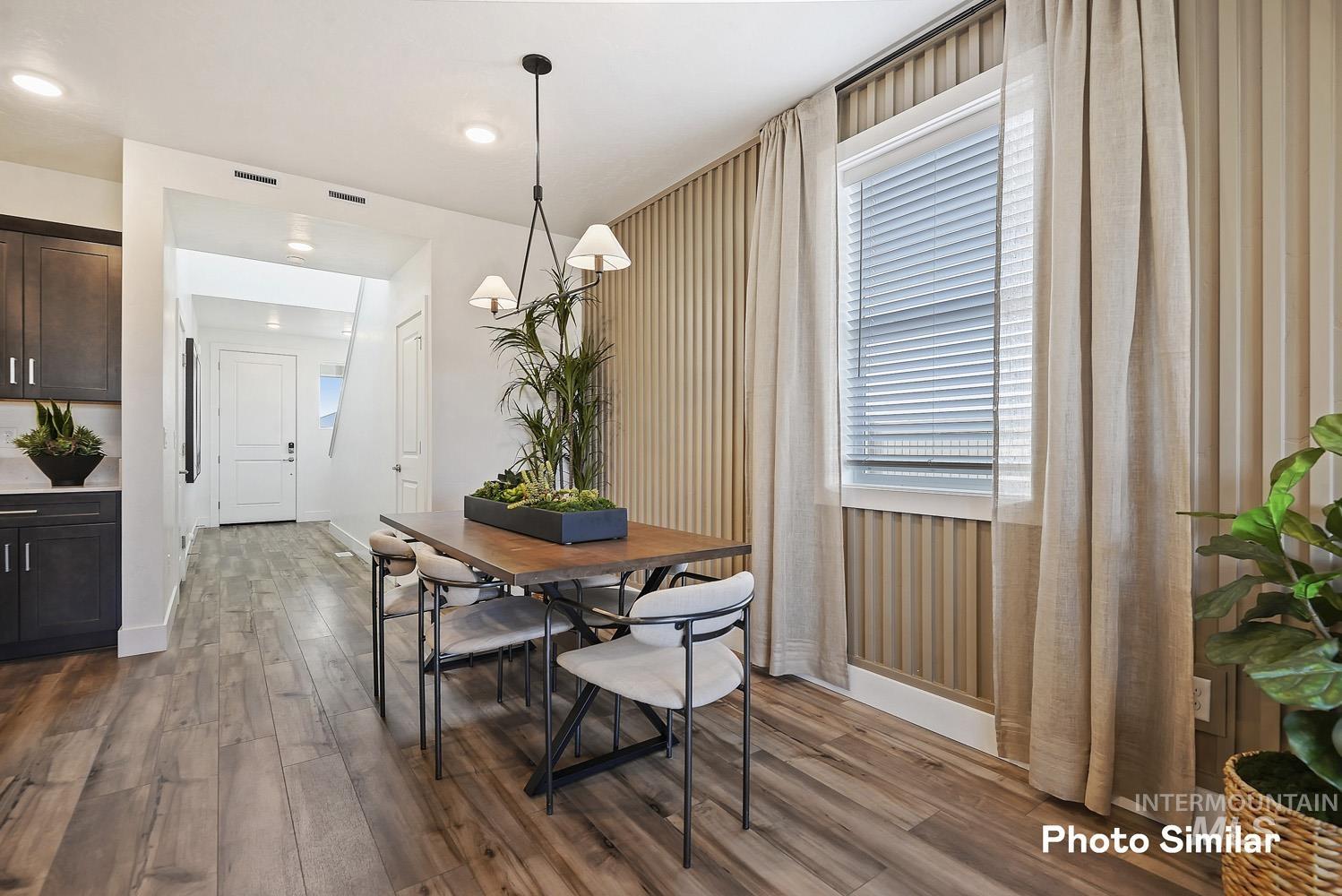 1809 N Big Star Ave, Eagle, Idaho 83616, 4 Bedrooms, 3 Bathrooms, Residential For Sale, Price $470,900,MLS 98967253