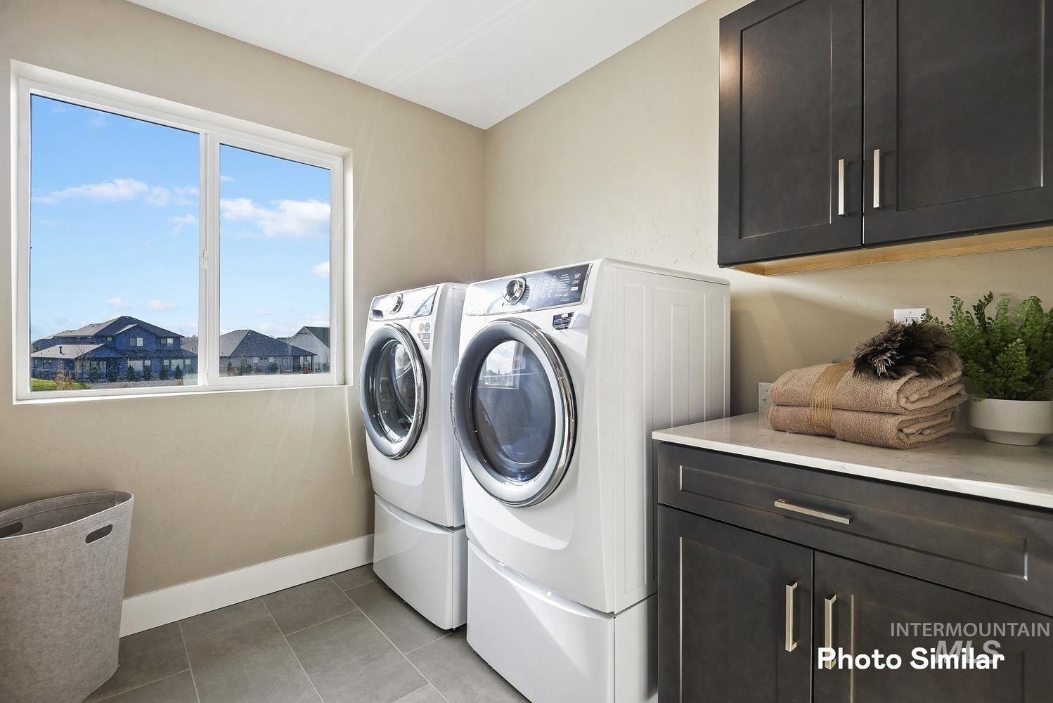 1809 N Big Star Ave, Eagle, Idaho 83616, 4 Bedrooms, 3 Bathrooms, Residential For Sale, Price $470,900,MLS 98967253