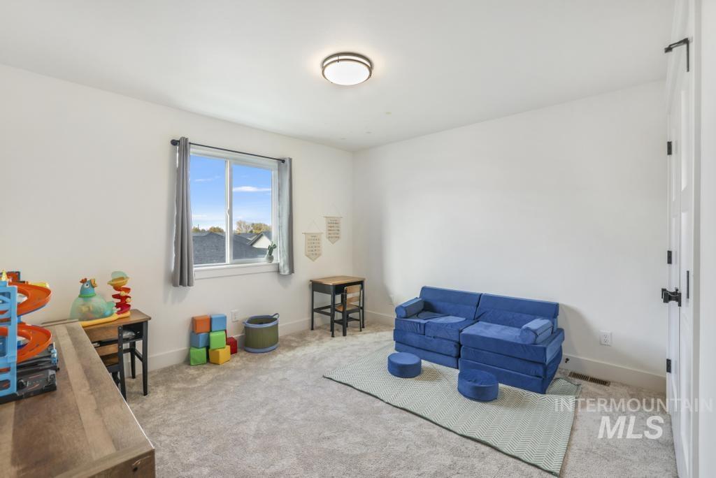 579 Pisces Ct., Twin Falls, Idaho 83301, 4 Bedrooms, 2.5 Bathrooms, Residential For Sale, Price $440,000,MLS 98967264