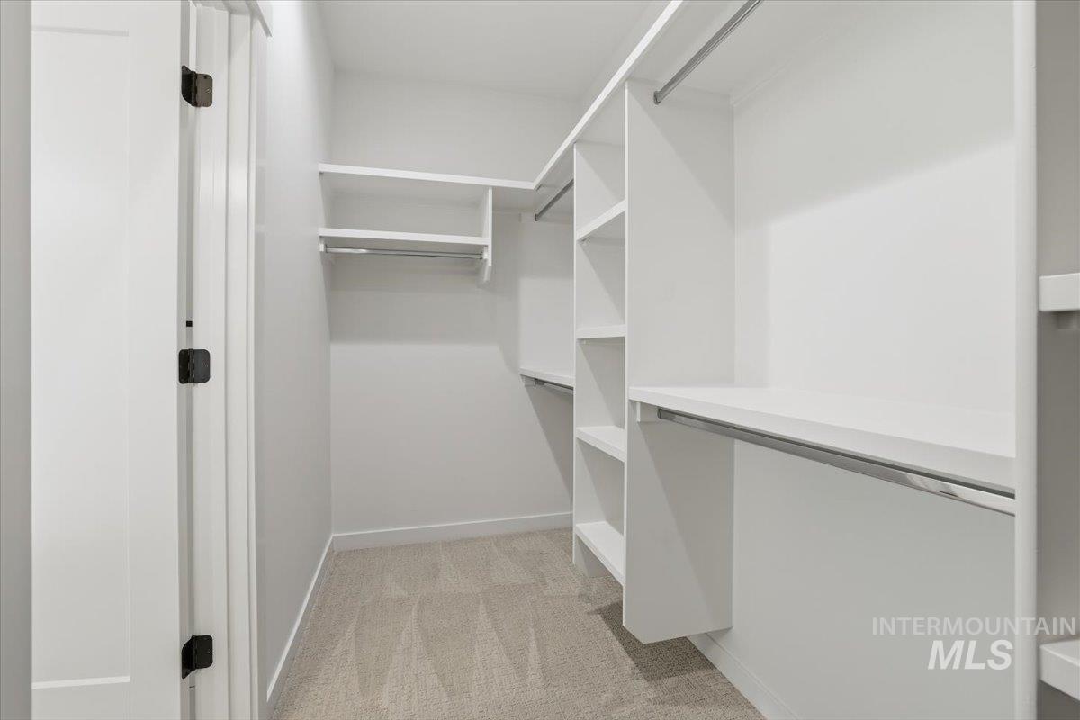 1008 Whitewater Way, Emmett, Idaho 83617, 3 Bedrooms, 2 Bathrooms, Residential For Sale, Price $519,900,MLS 98967277