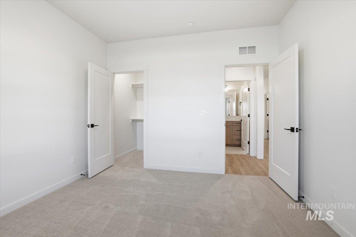 1008 Whitewater Way, Emmett, Idaho 83617, 3 Bedrooms, 2 Bathrooms, Residential For Sale, Price $519,900,MLS 98967277