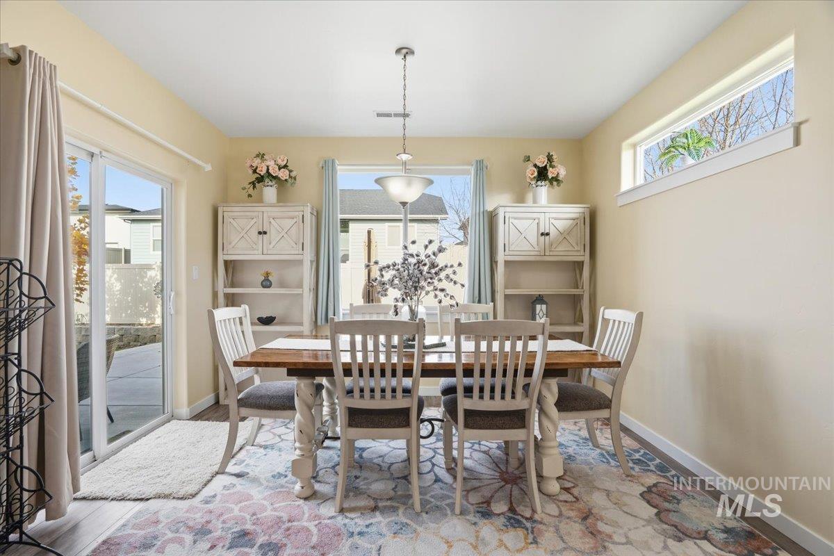 11352 W Wild Aster St, Star, Idaho 83669, 3 Bedrooms, 2 Bathrooms, Residential For Sale, Price $513,000,MLS 98967279