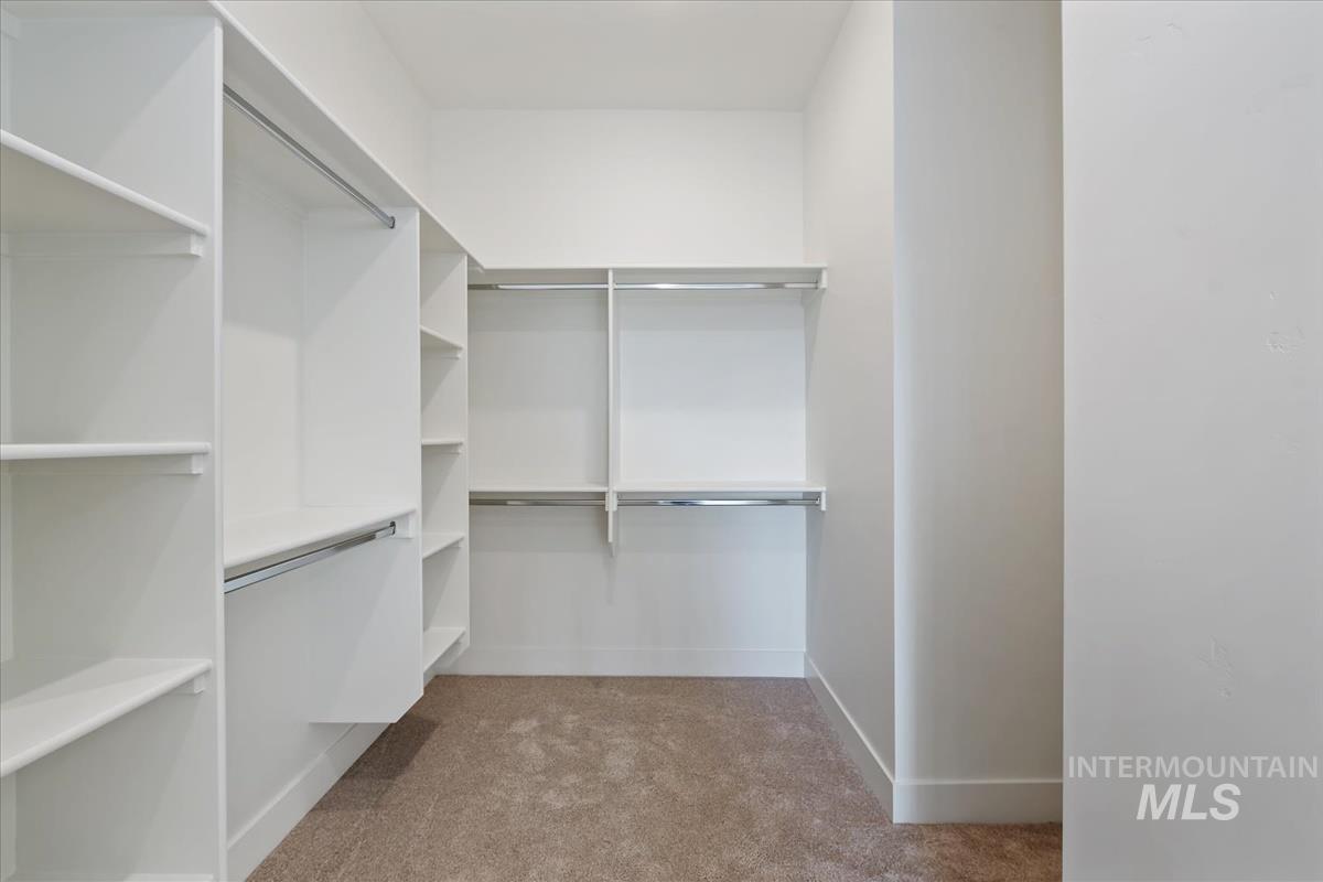 3527 E Warm Springs Ave, Boise, Idaho 83716, 3 Bedrooms, 2.5 Bathrooms, Residential For Sale, Price $889,900,MLS 98967282