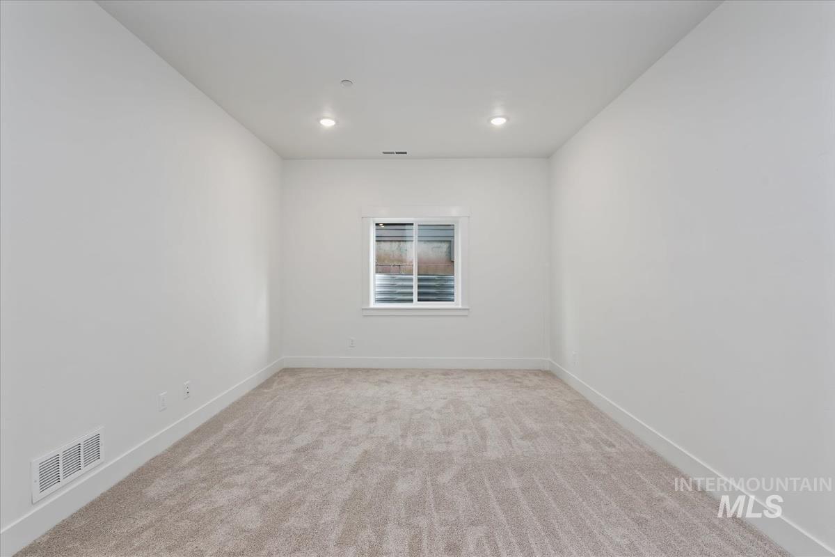 3527 E Warm Springs Ave, Boise, Idaho 83716, 3 Bedrooms, 2.5 Bathrooms, Residential For Sale, Price $889,900,MLS 98967282