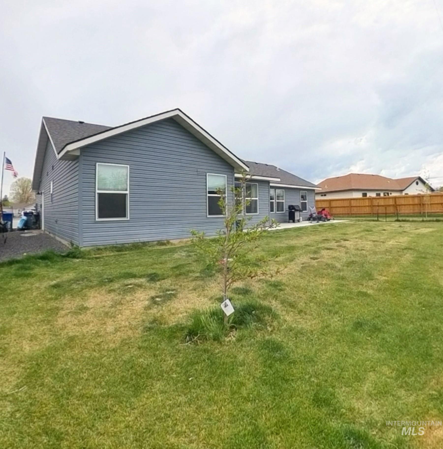 808 Adell Ave, Filer, Idaho 83328-5340, 4 Bedrooms, 2 Bathrooms, Residential For Sale, Price $355,000,MLS 98967286