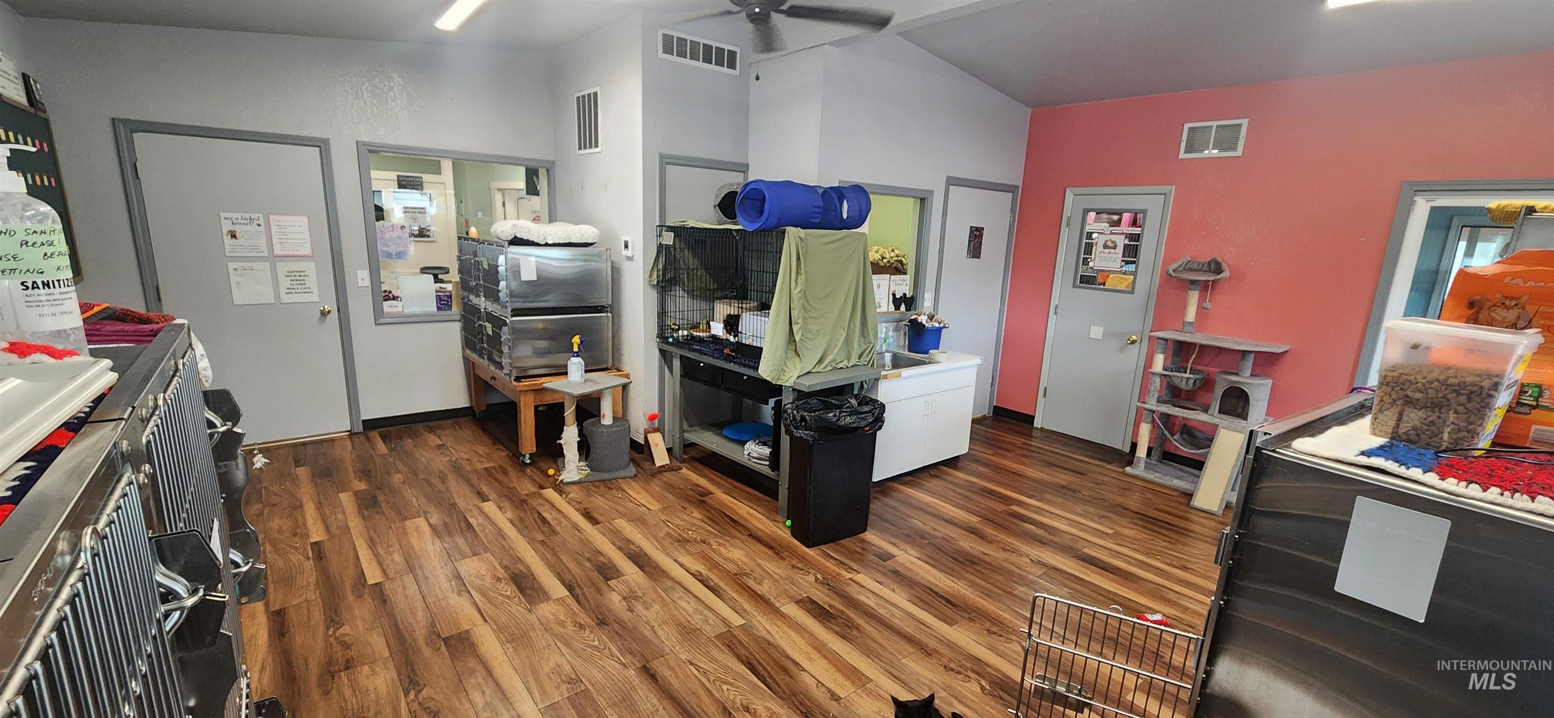 333 S Orchard St, Nampa, Idaho 83651, Business/Commercial For Sale, Price $480,000,MLS 98967288