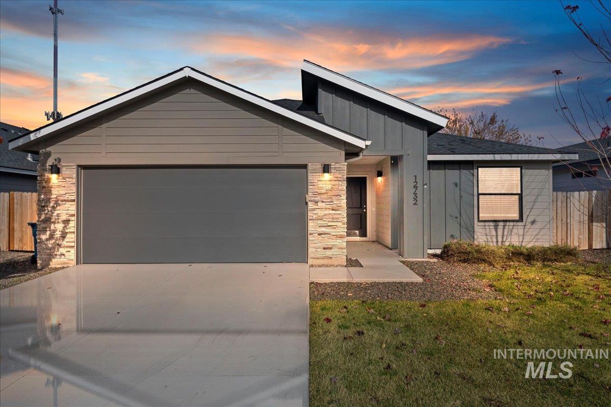 12732 W Fig St, Boise, Idaho 83713-2095, 3 Bedrooms, 2 Bathrooms, Residential For Sale, Price $449,990,MLS 98967290