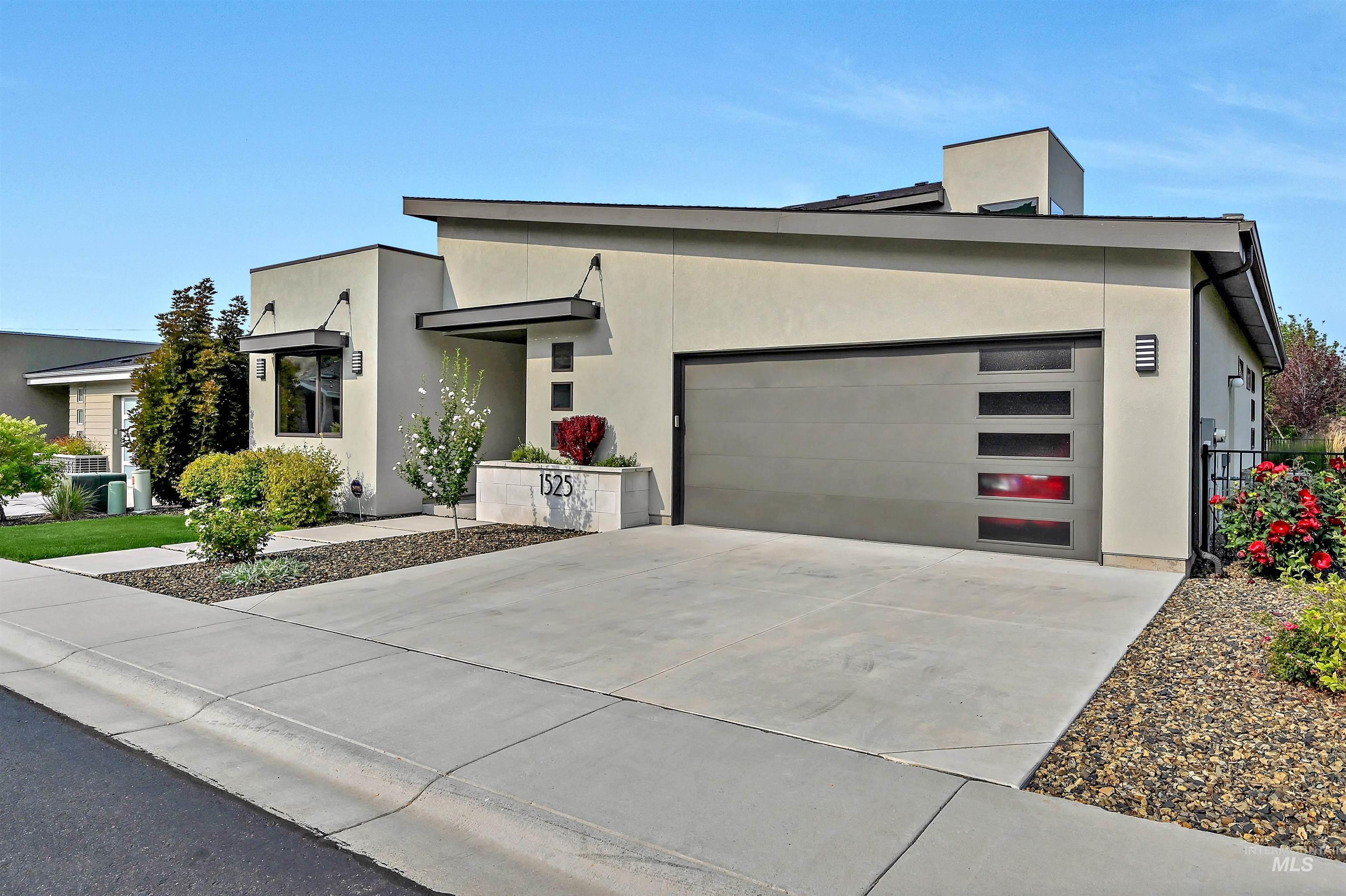 1525 S Boulder View Ln, Boise, Idaho 83712, 3 Bedrooms, 2.5 Bathrooms, Residential For Sale, Price $1,149,000,MLS 98967294