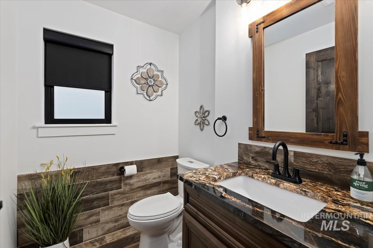 1417 N Kcid Rd, Caldwell, Idaho 83605, 6 Bedrooms, 6.5 Bathrooms, Residential For Sale, Price $1,895,000,MLS 98967305