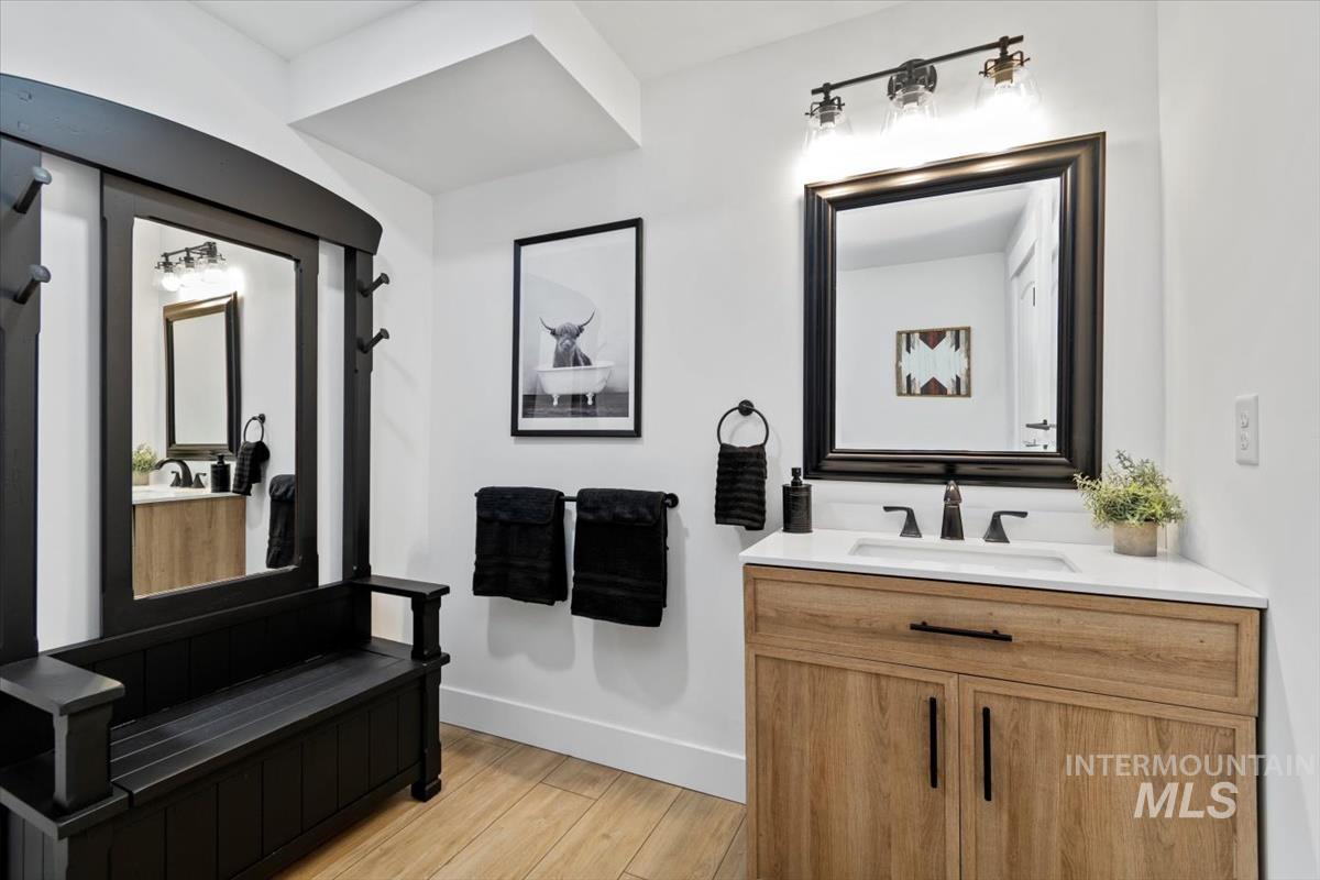 1417 N Kcid Rd, Caldwell, Idaho 83605, 6 Bedrooms, 6.5 Bathrooms, Residential For Sale, Price $1,875,000, 98967305