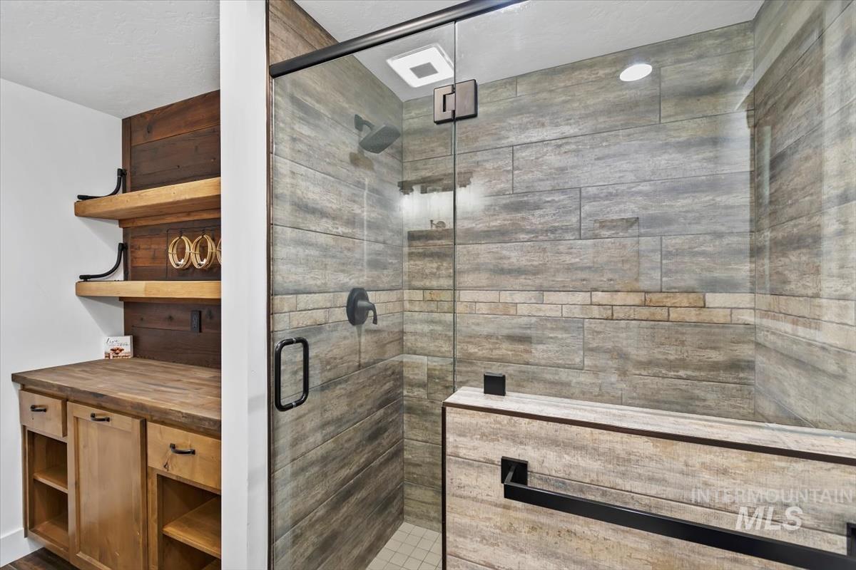 1417 N Kcid Rd, Caldwell, Idaho 83605, 6 Bedrooms, 6.5 Bathrooms, Residential For Sale, Price $1,875,000, 98967305