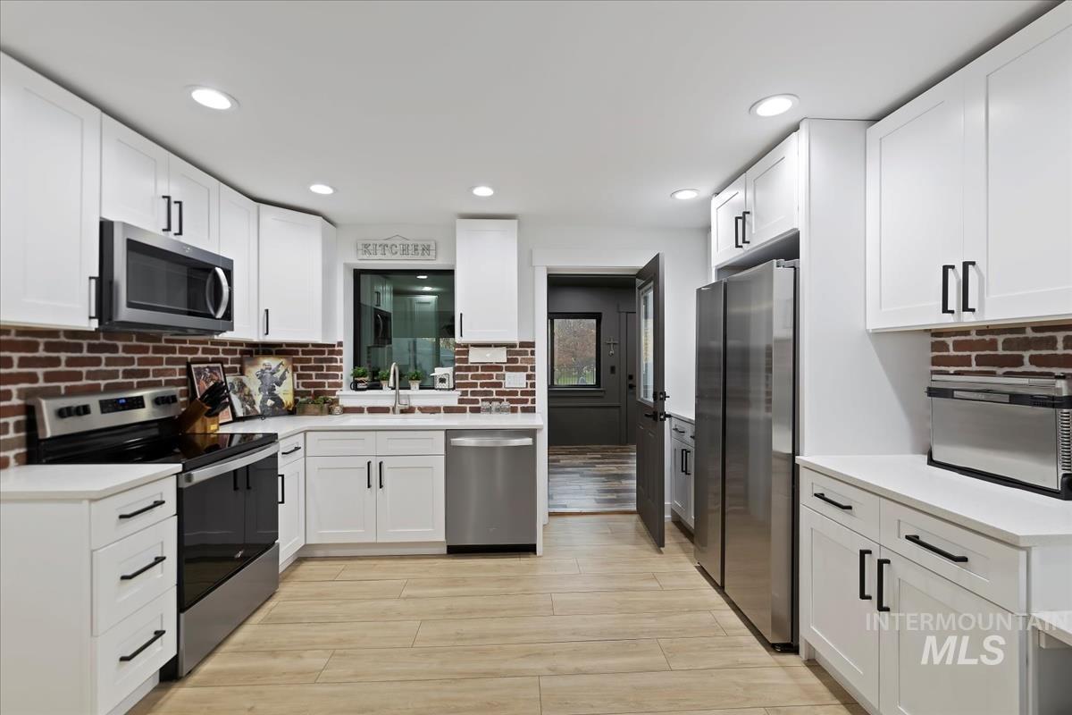 1417 N Kcid Rd, Caldwell, Idaho 83605, 6 Bedrooms, 6.5 Bathrooms, Residential For Sale, Price $1,875,000, 98967305