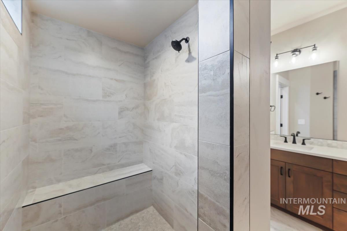 11234 W Tara Iti Ln, Kuna, Idaho 83634, 3 Bedrooms, 3 Bathrooms, Residential For Sale, Price $728,880,MLS 98967315