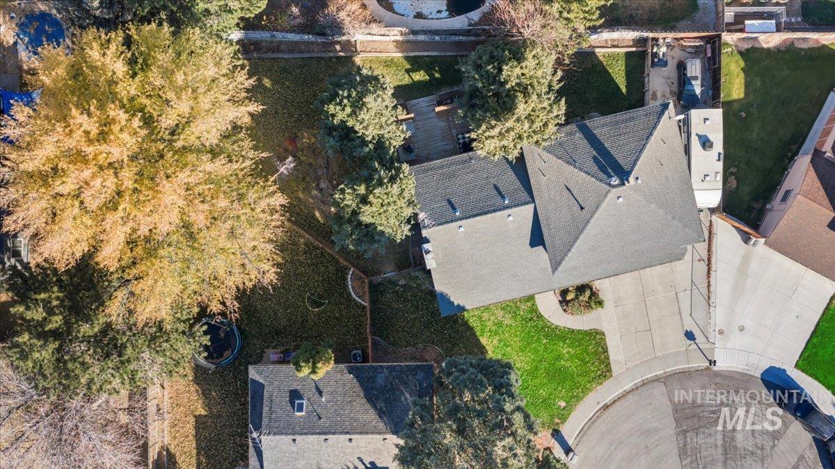 1375 Owyhee Dr, Mountain Home, Idaho 83647, 4 Bedrooms, 2.5 Bathrooms, Residential For Sale, Price $410,000,MLS 98967316