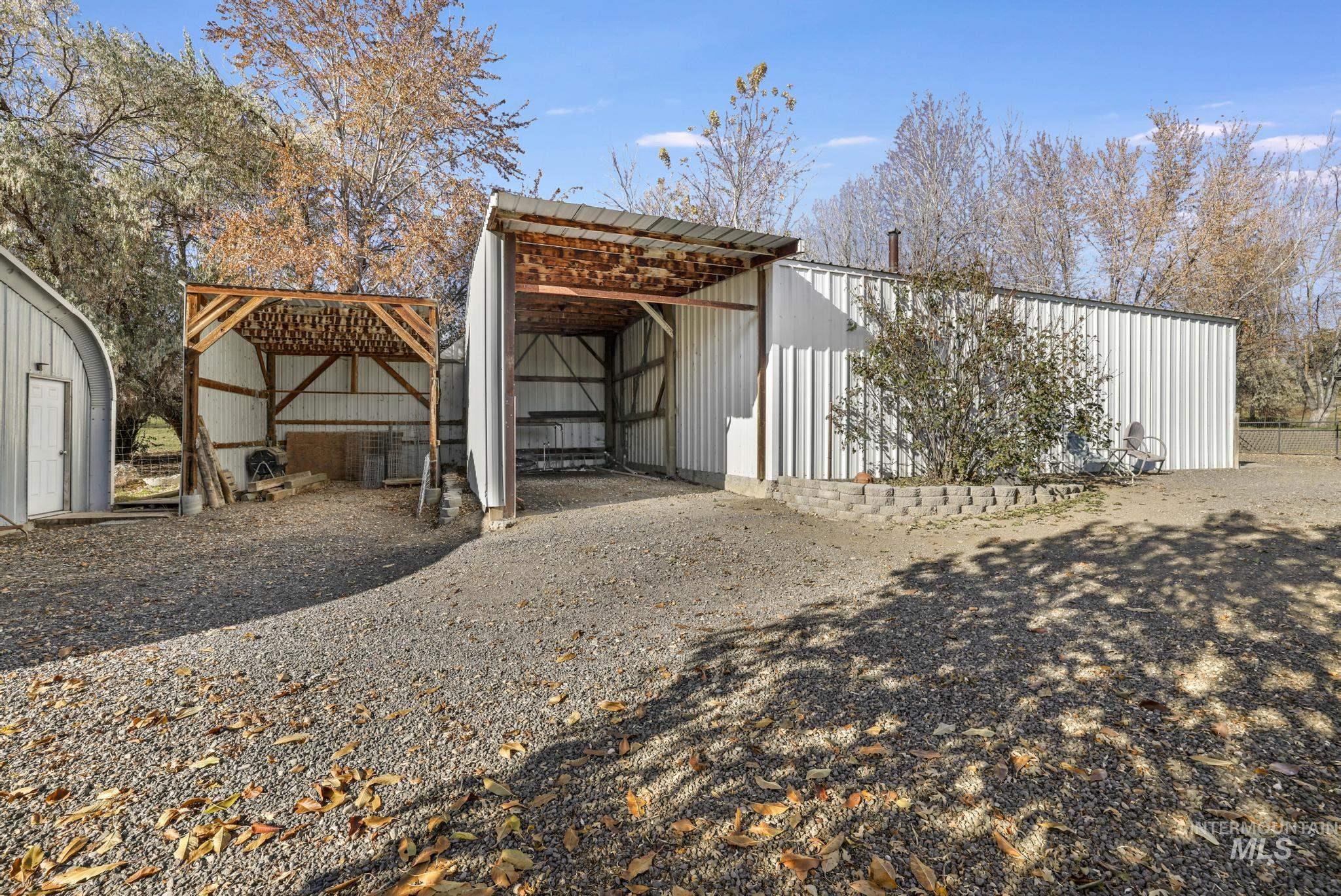 1225 E 4325 N, Buhl, Idaho 83316, 3 Bedrooms, 2 Bathrooms, Residential For Sale, Price $699,000,MLS 98967326