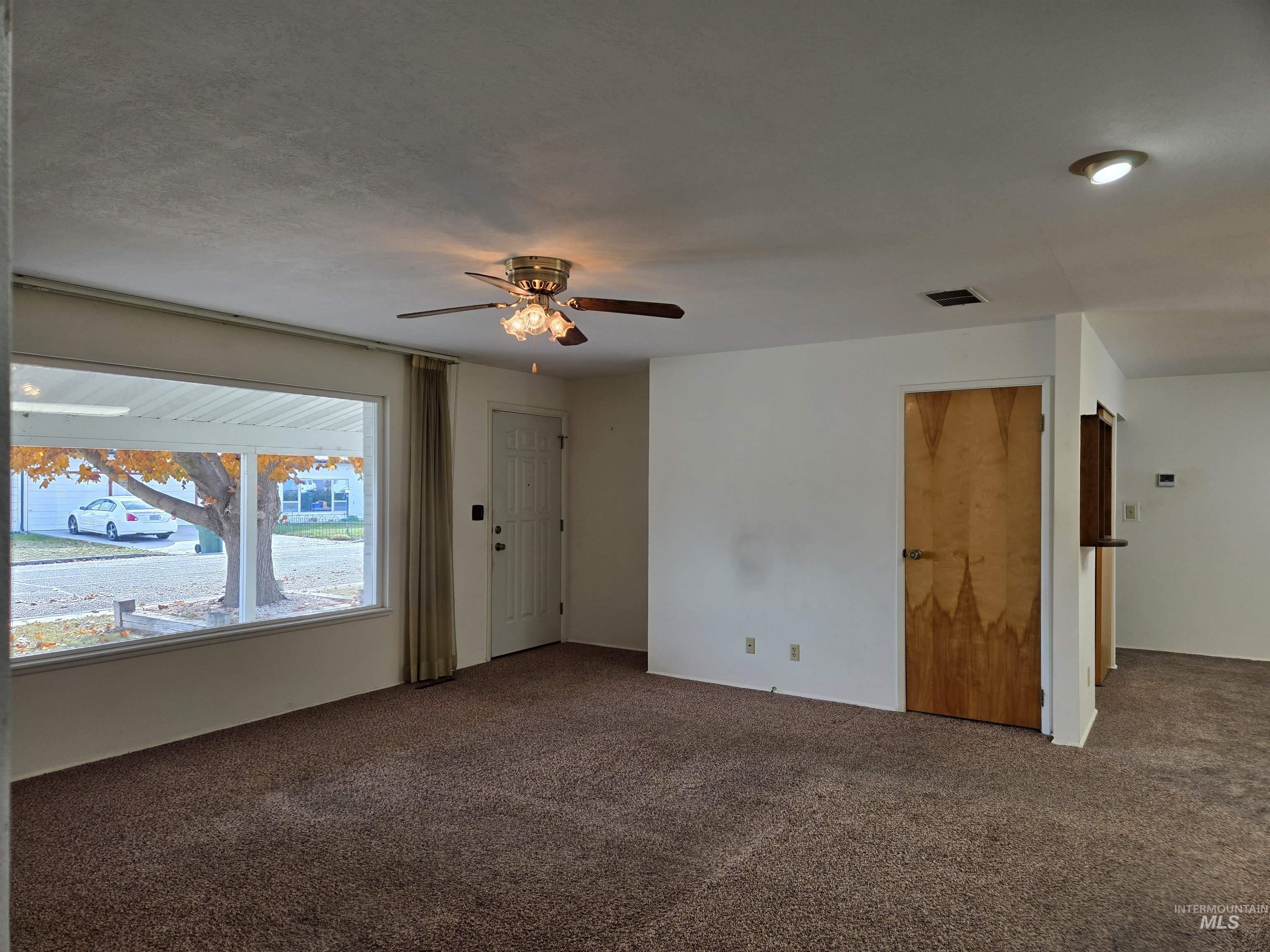 1203 Sears Dr., Ontario, Oregon 97914, 4 Bedrooms, 1.5 Bathrooms, Residential For Sale, Price $384,500,MLS 98967328