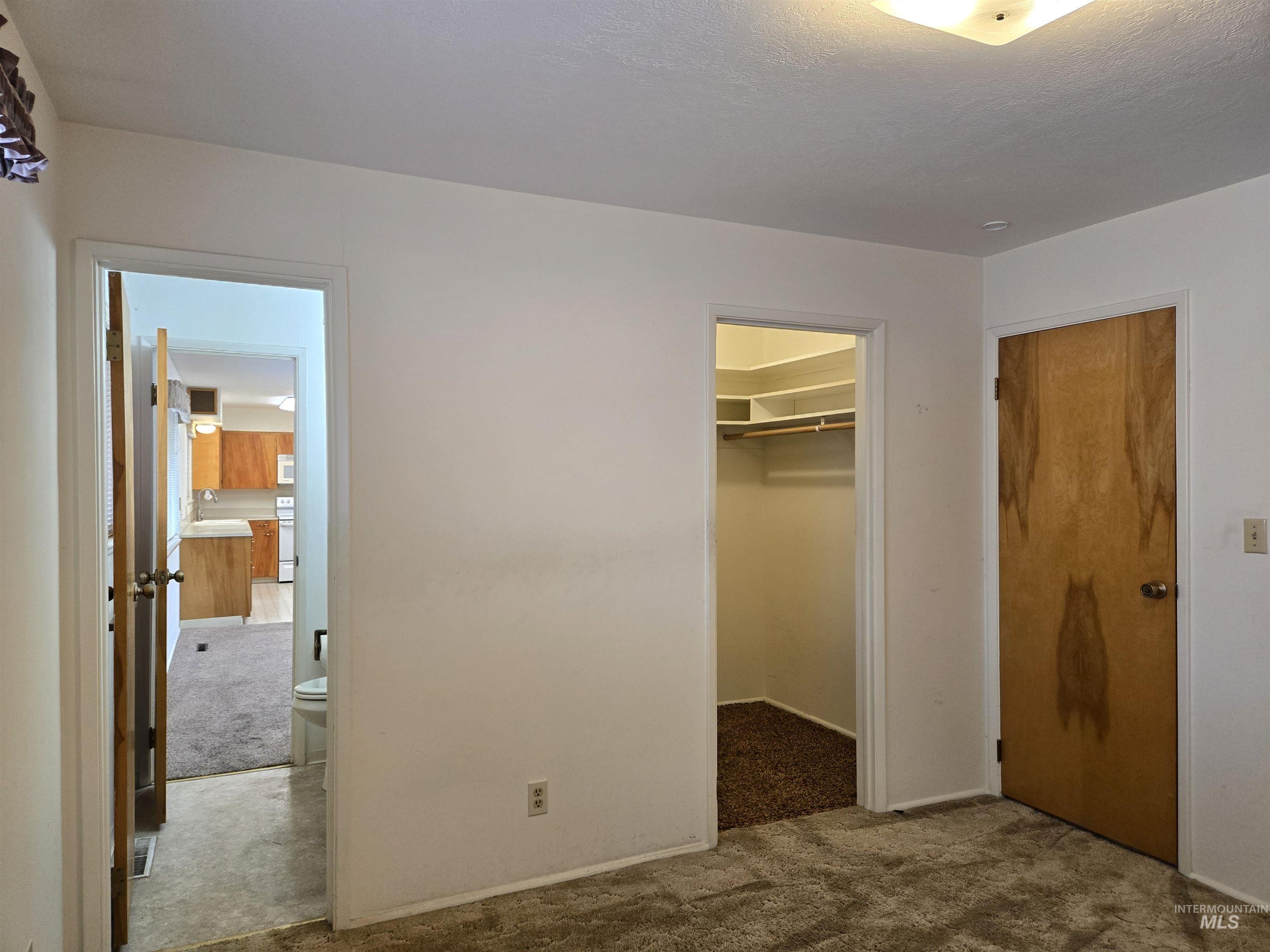 1203 Sears Dr., Ontario, Oregon 97914, 4 Bedrooms, 1.5 Bathrooms, Residential For Sale, Price $384,500,MLS 98967328