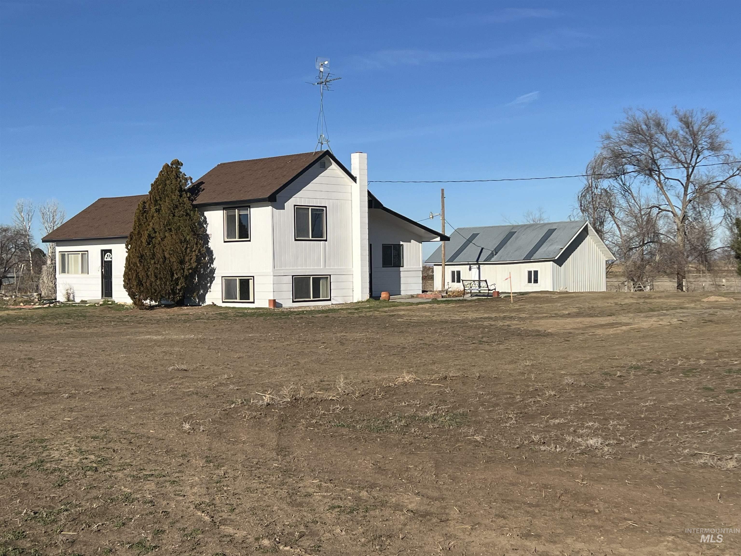 156 W 100 N, Jerome, Idaho 83338, 3 Bedrooms, 2 Bathrooms, Residential For Sale, Price $329,900,MLS 98967338